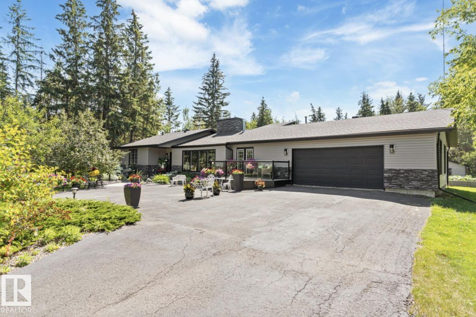 Photo 2 at 32 Silver Chief, Silverchief, Rural Sturgeon County