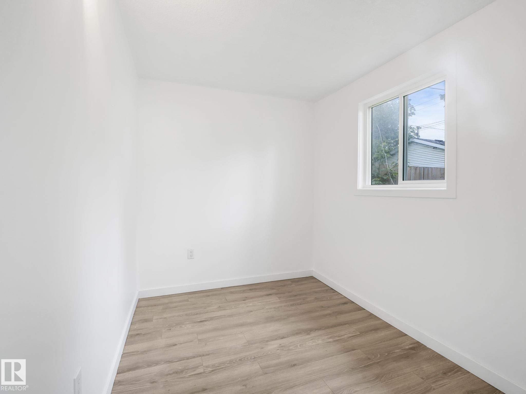 Photo 27 at 11542 97 Street NW, Spruce Avenue, Edmonton