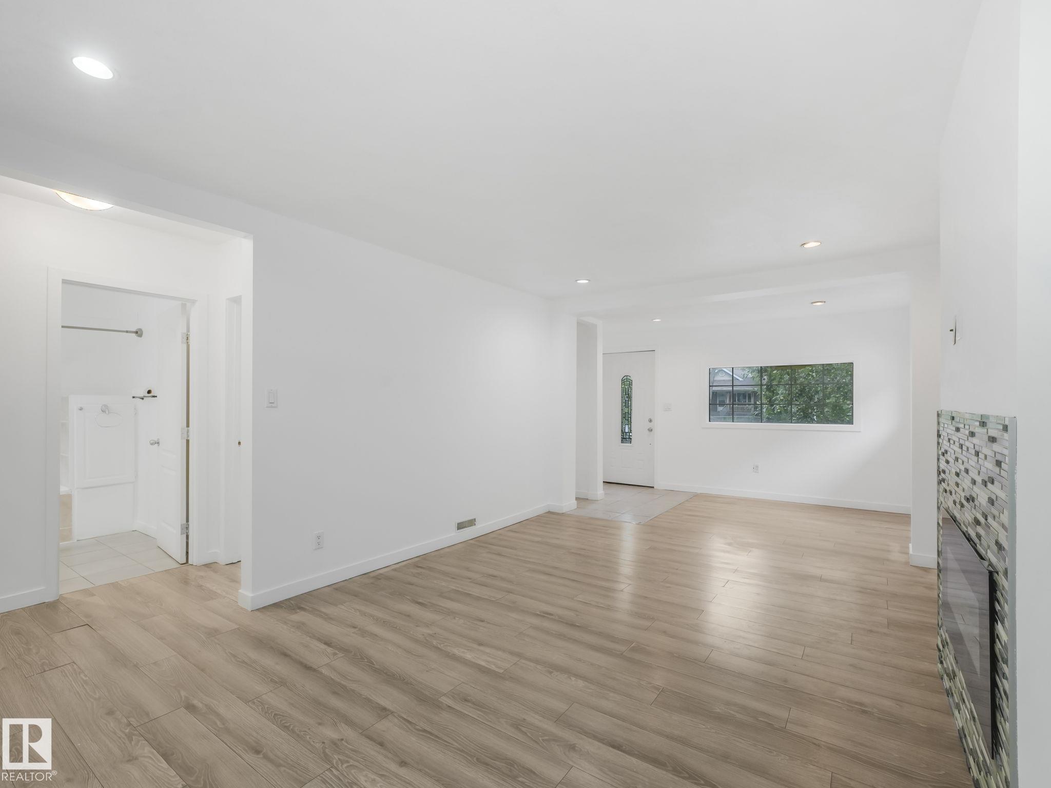 Photo 8 at 11542 97 Street NW, Spruce Avenue, Edmonton
