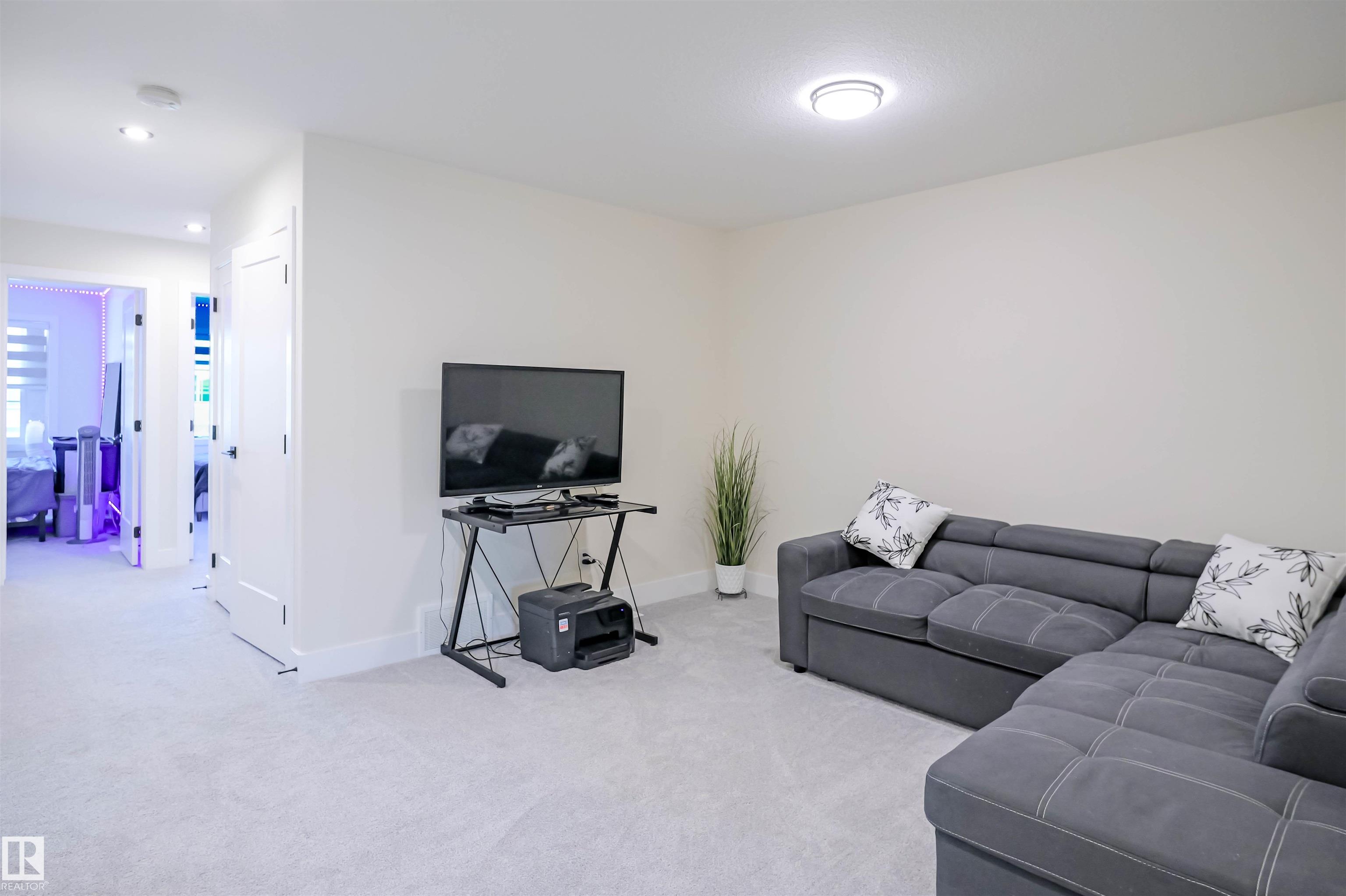 Photo 40 at 520 Bluff Lane, Black Stone, Leduc