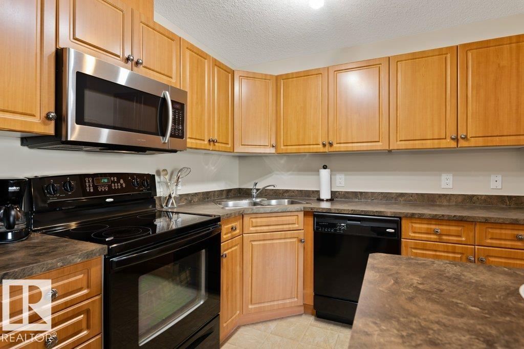 Photo 11 at 243 - 78B Mckenney Avenue, Mission, St. Albert