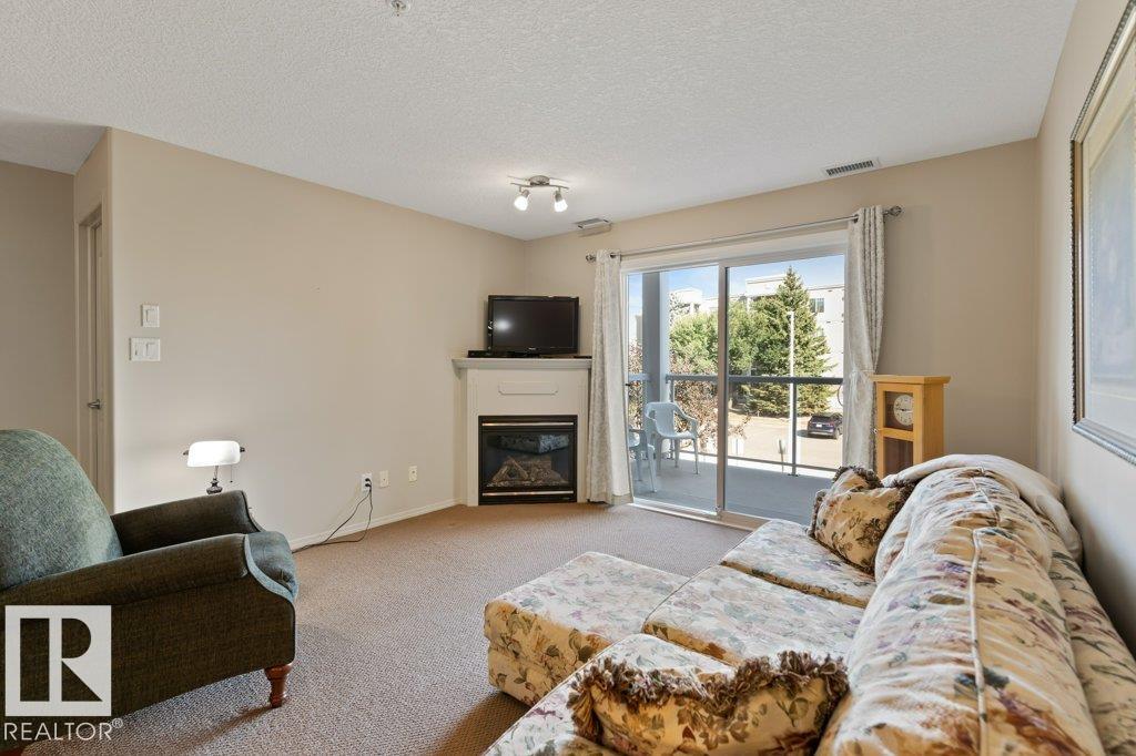 Photo 15 at 243 - 78B Mckenney Avenue, Mission, St. Albert