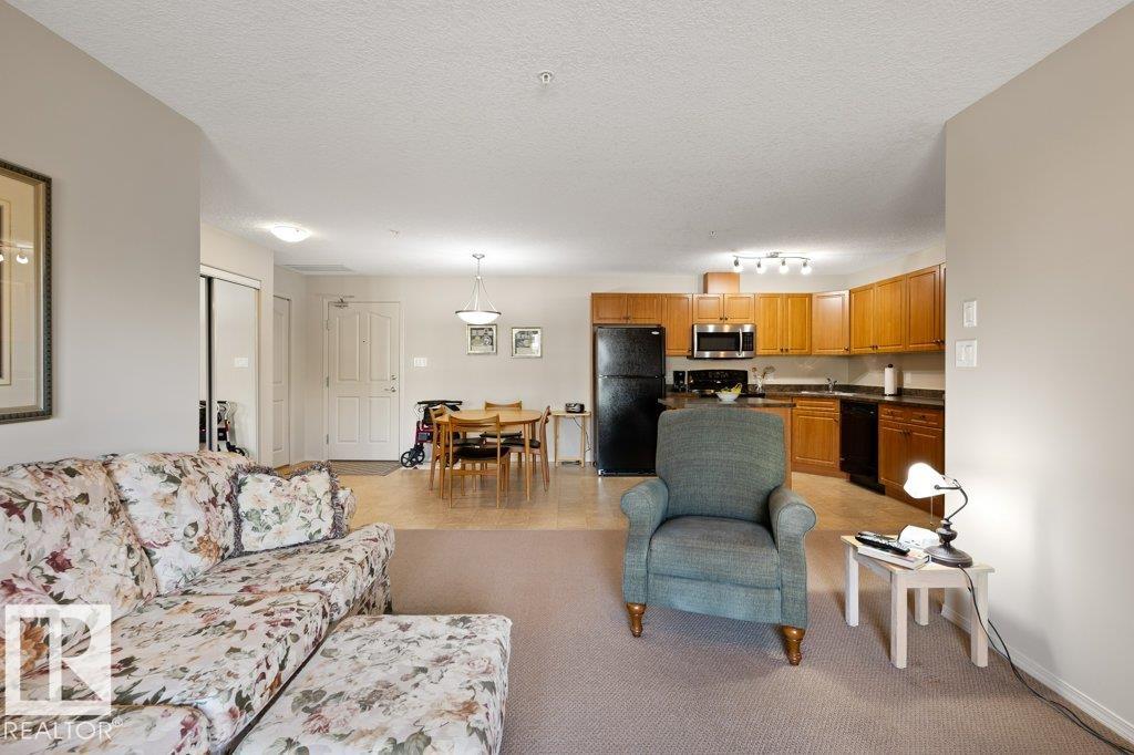 Photo 17 at 243 - 78B Mckenney Avenue, Mission, St. Albert