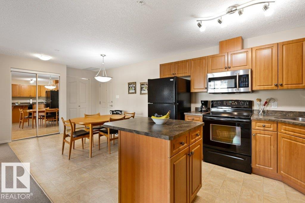 Photo 10 at 243 - 78B Mckenney Avenue, Mission, St. Albert