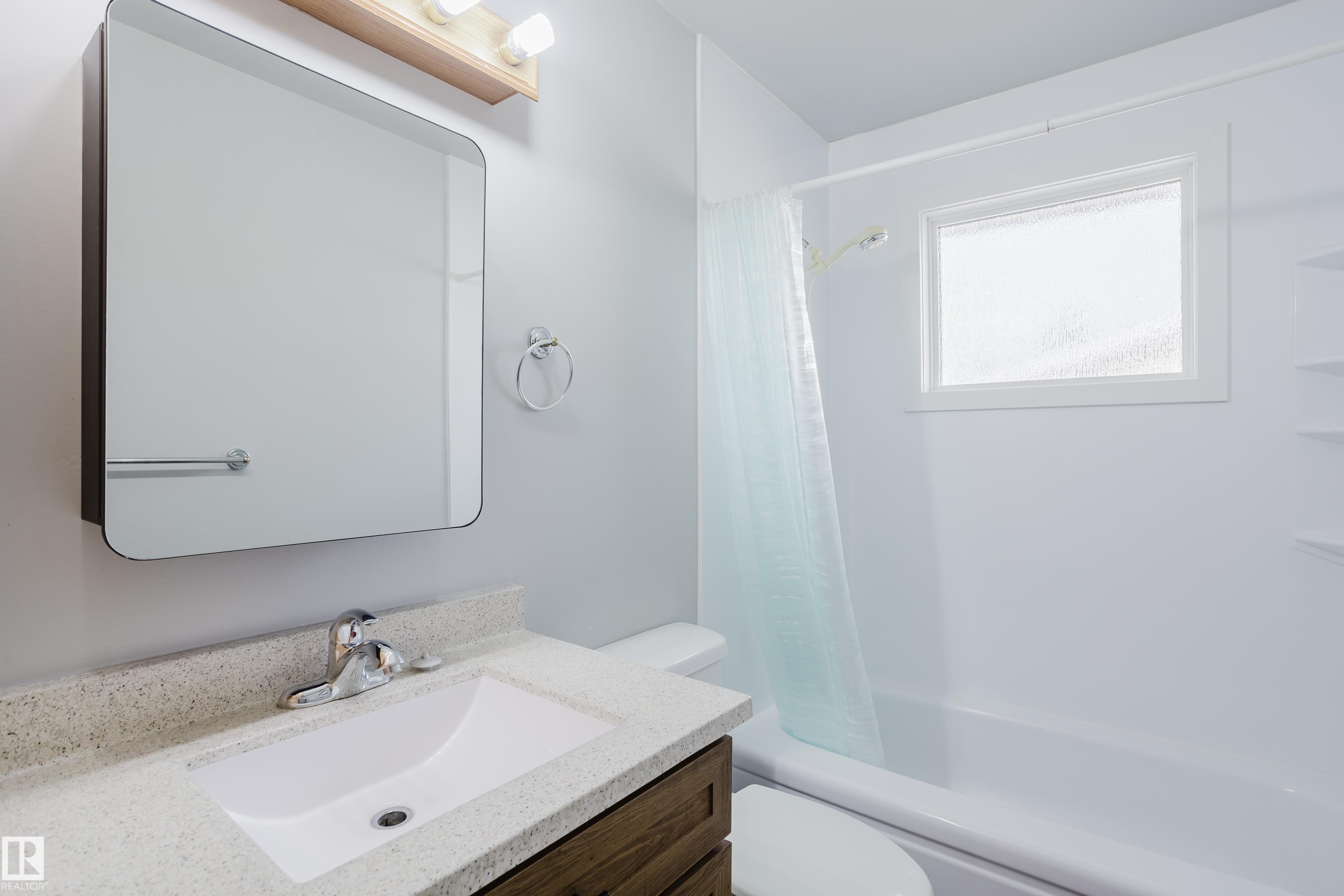 Photo 16 at 175 Brookwood Drive, Brookwood, Spruce Grove
