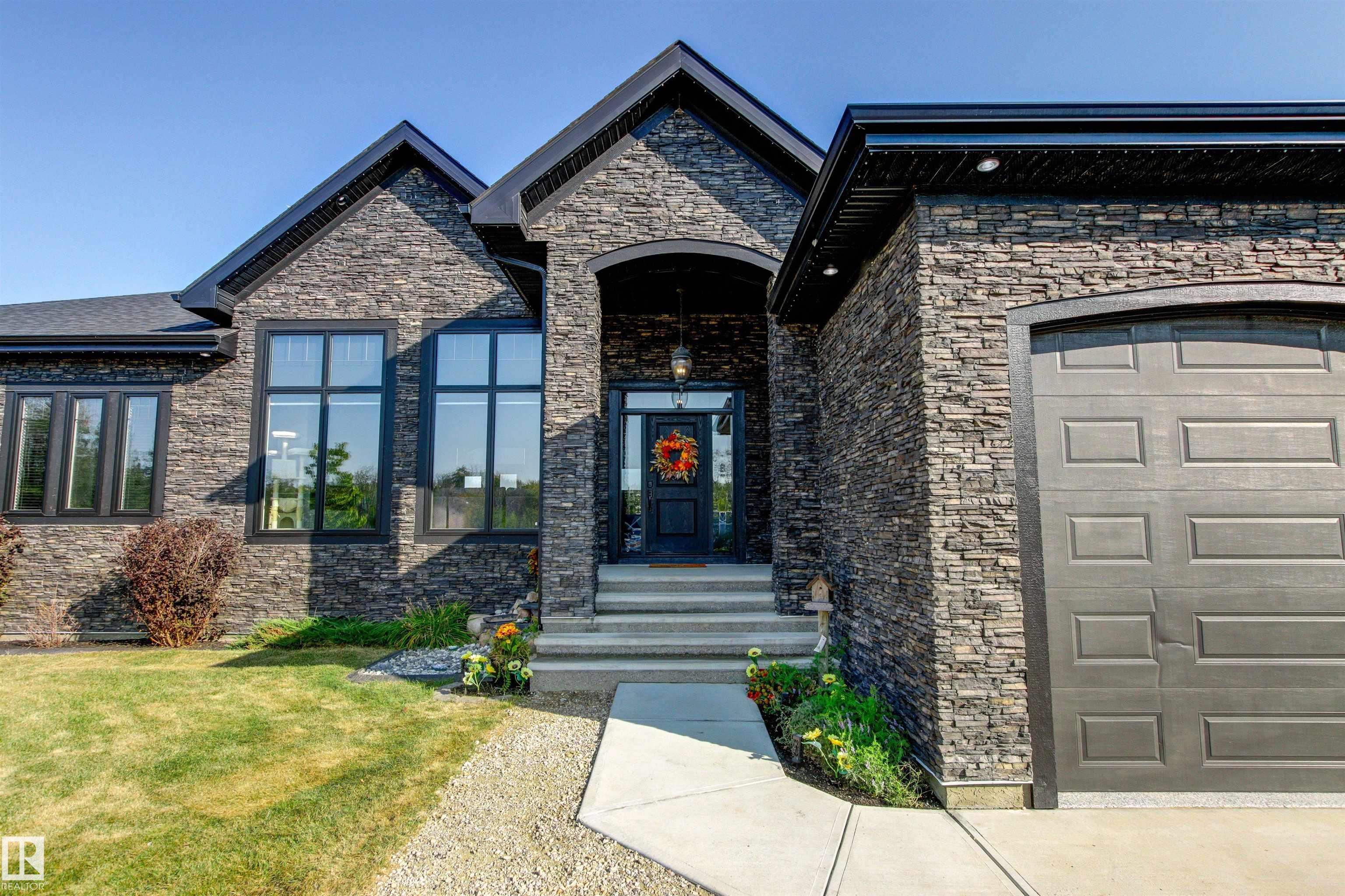 Photo 2 at 100 - 50054 Rge Road 232, Rosewood Estates, Rural Leduc County