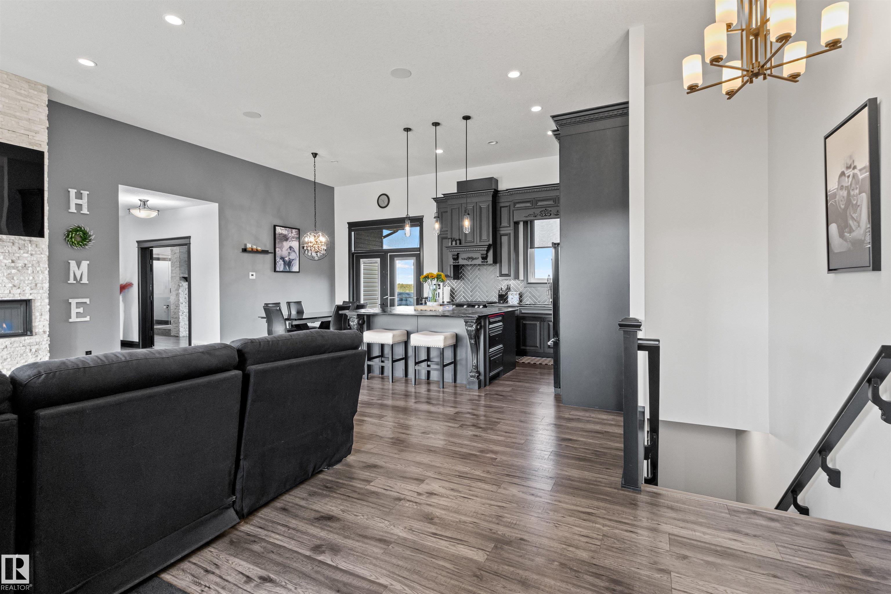 Photo 12 at 100 - 50054 Rge Road 232, Rosewood Estates, Rural Leduc County