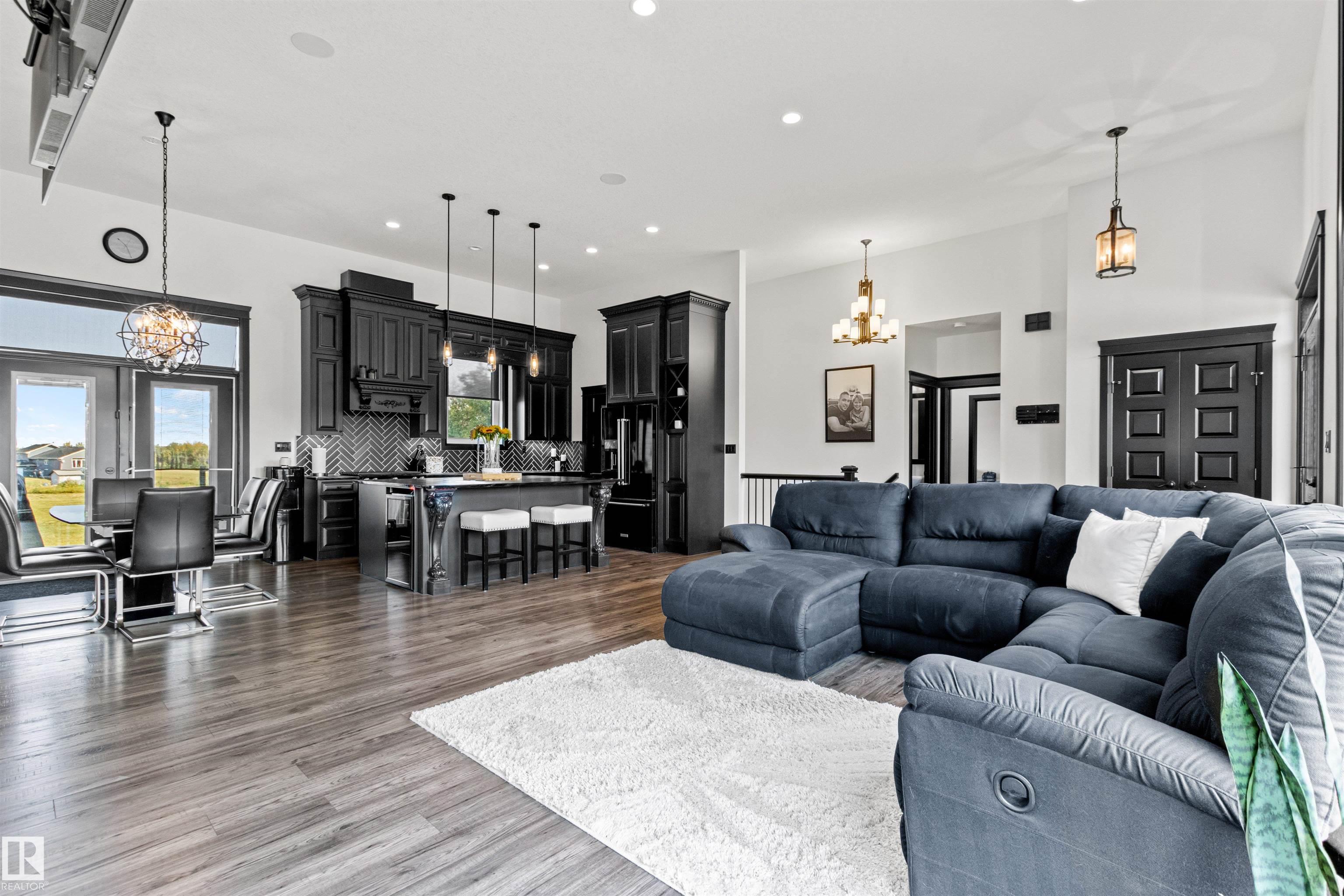 Photo 15 at 100 - 50054 Rge Road 232, Rosewood Estates, Rural Leduc County