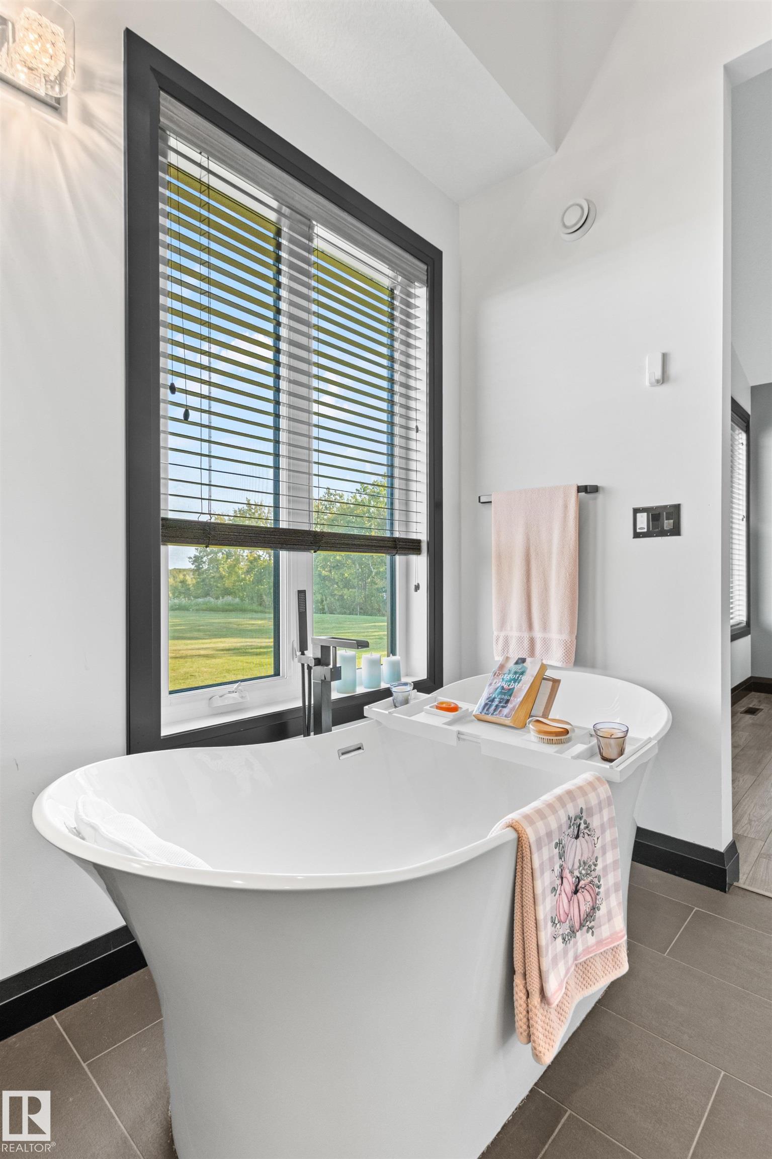 Photo 43 at 100 - 50054 Rge Road 232, Rosewood Estates, Rural Leduc County