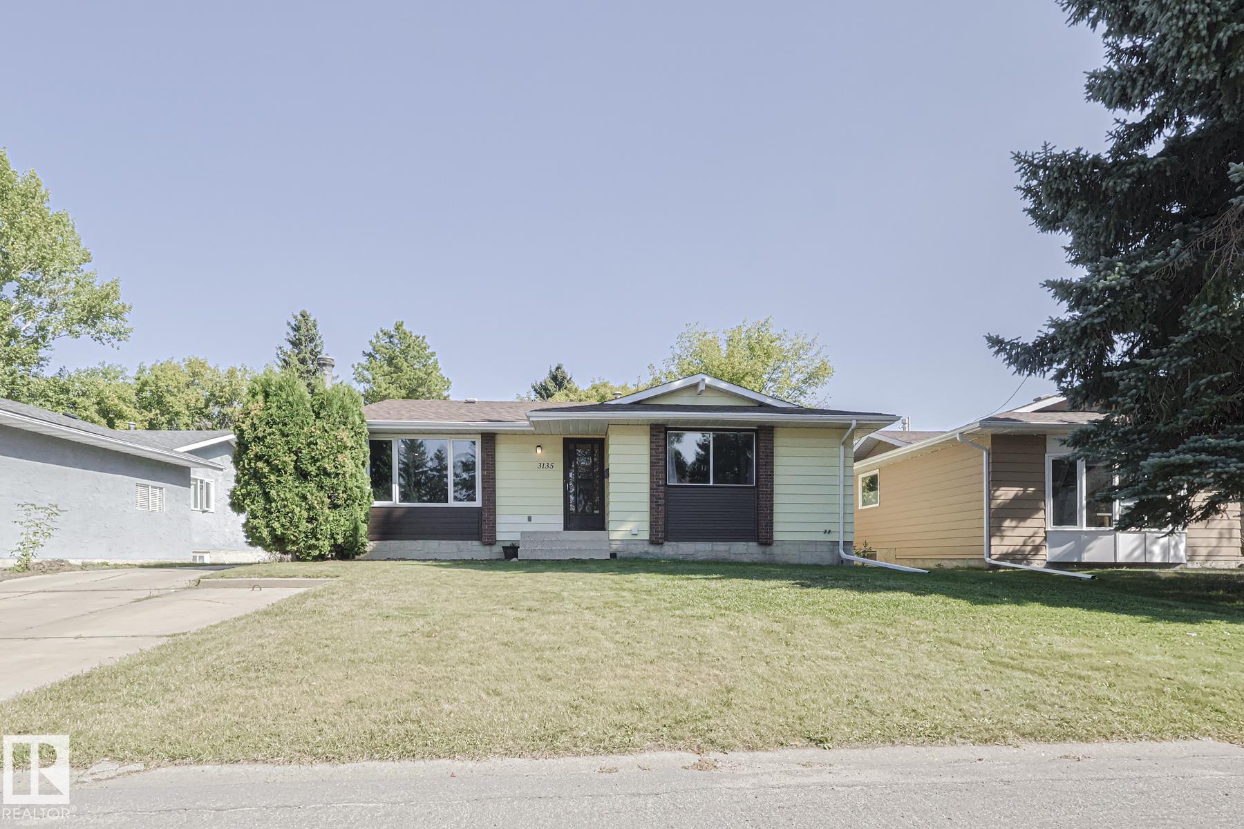 3135 74 Street NW, Kameyosek, Edmonton 