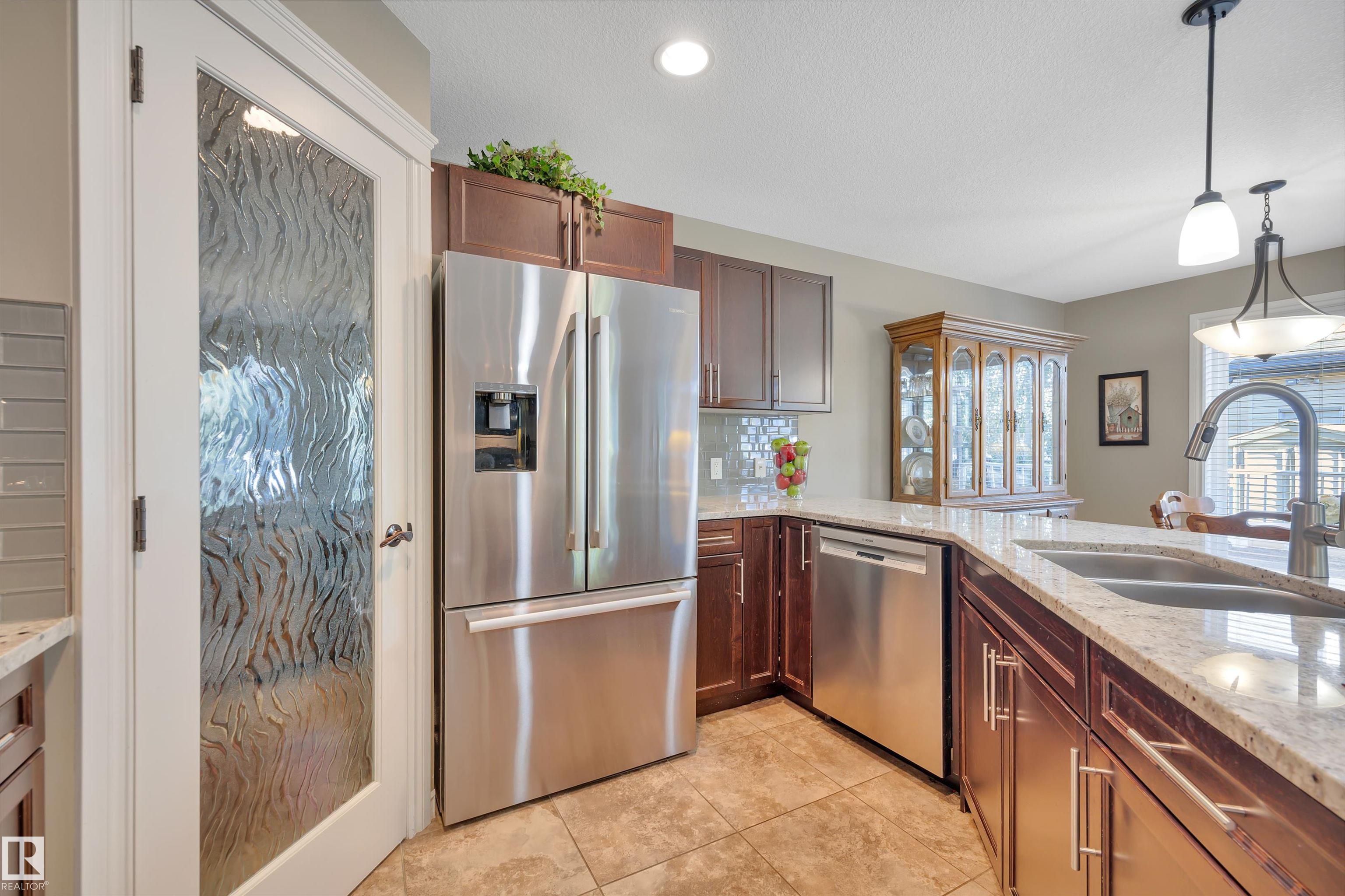 Photo 15 at 326 Bridgeport Place, Bridgeport, Leduc