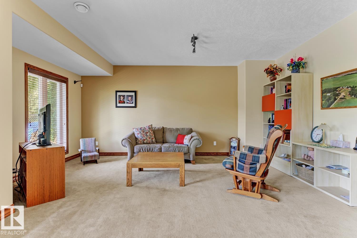 Photo 45 at 5006 63 Street, Eaglemont Heights, Beaumont