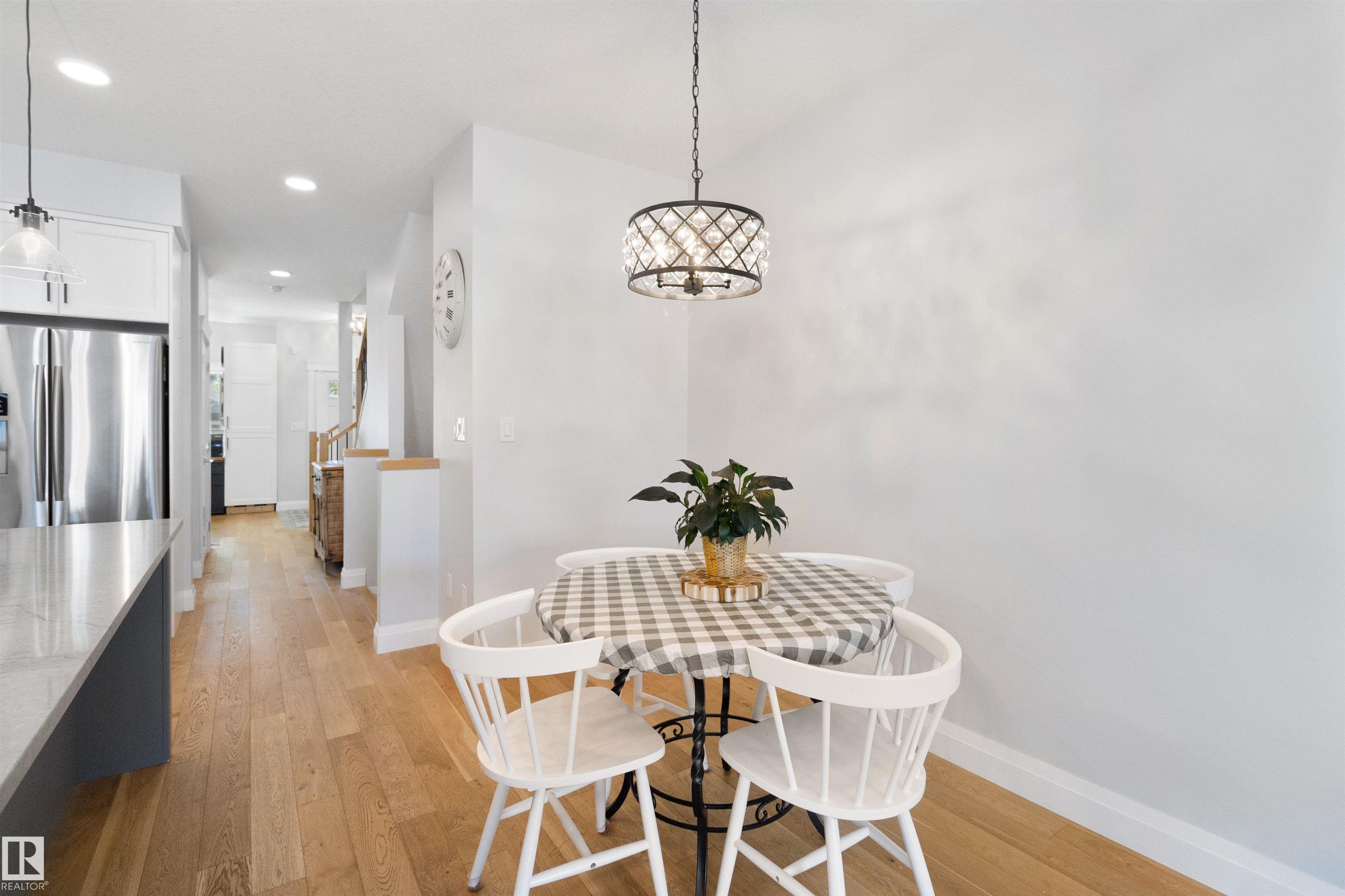 Photo 11 at 8534 81 Avenue NW, King Edward Park, Edmonton