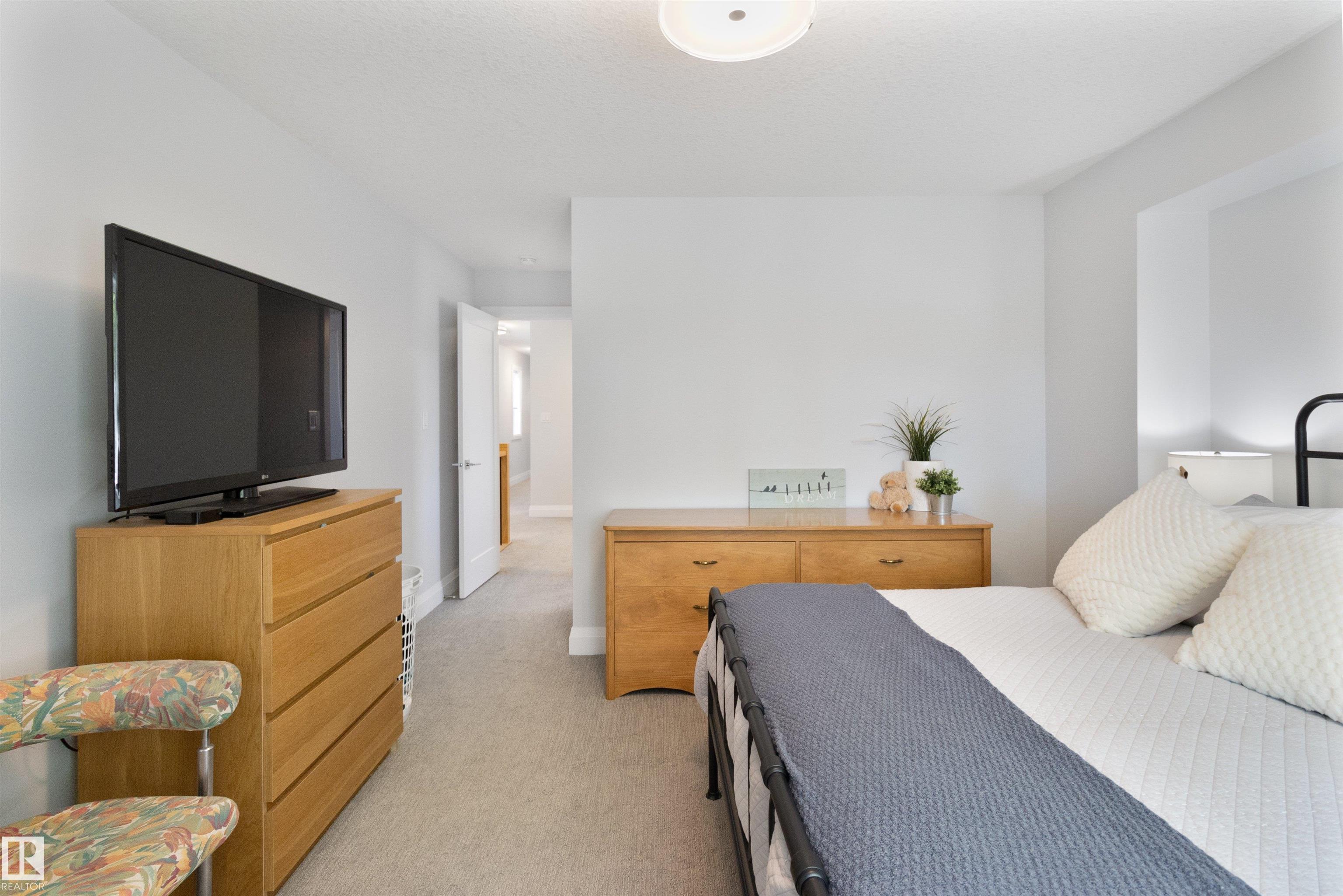 Photo 20 at 8534 81 Avenue NW, King Edward Park, Edmonton
