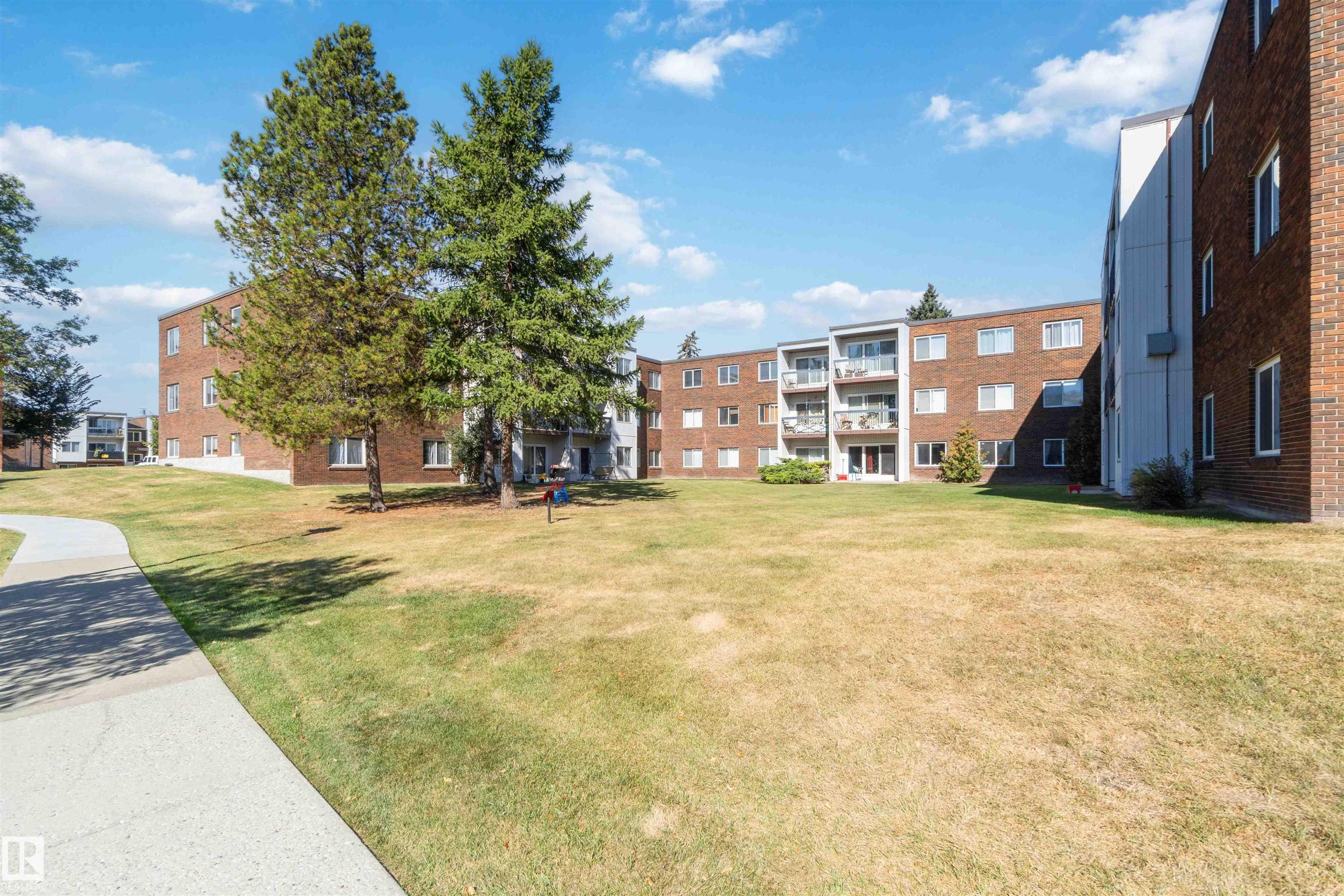 Photo 31 at 302 - 11425 41 Avenue NW, Royal Gardens, Edmonton
