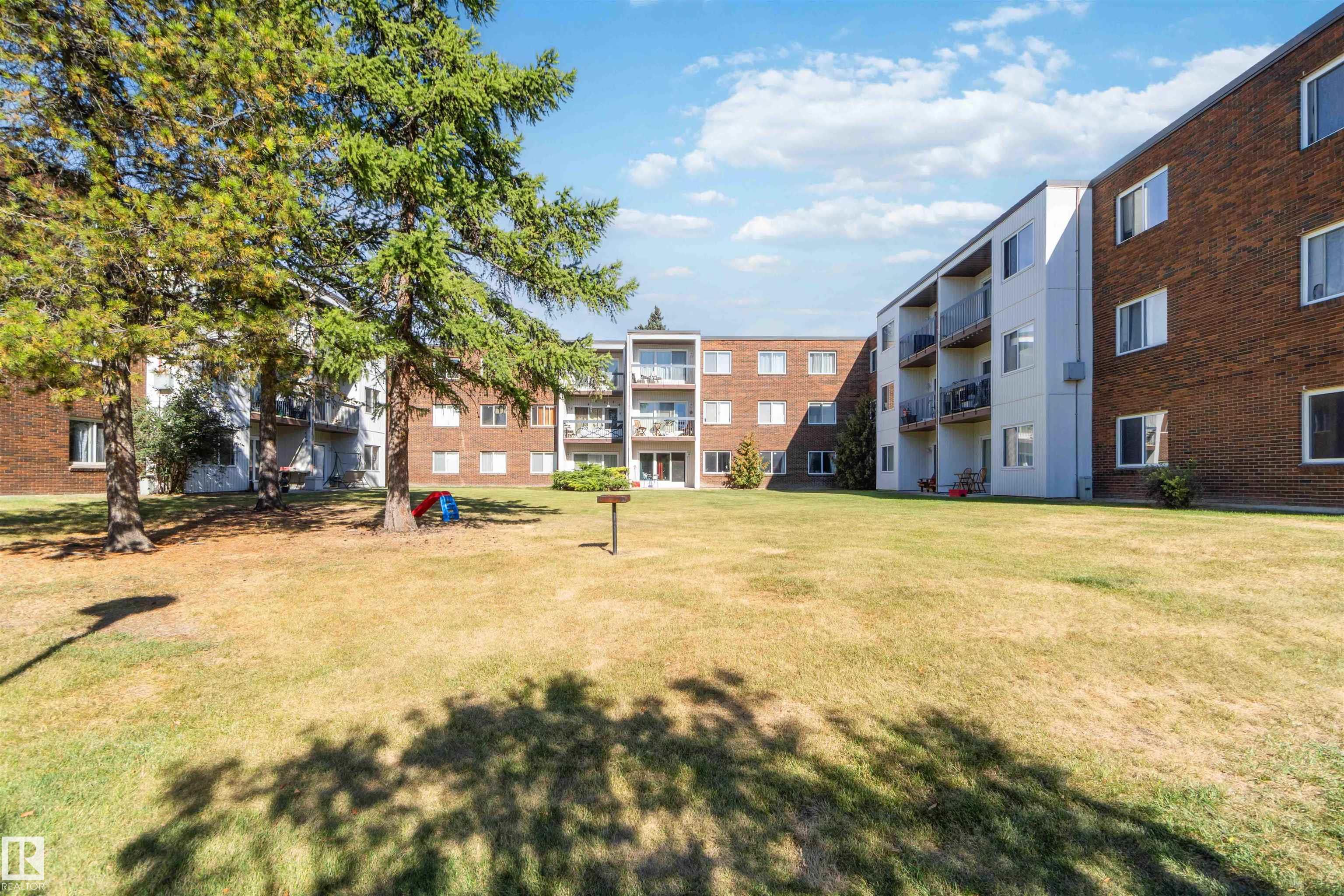 Photo 32 at 302 - 11425 41 Avenue NW, Royal Gardens, Edmonton