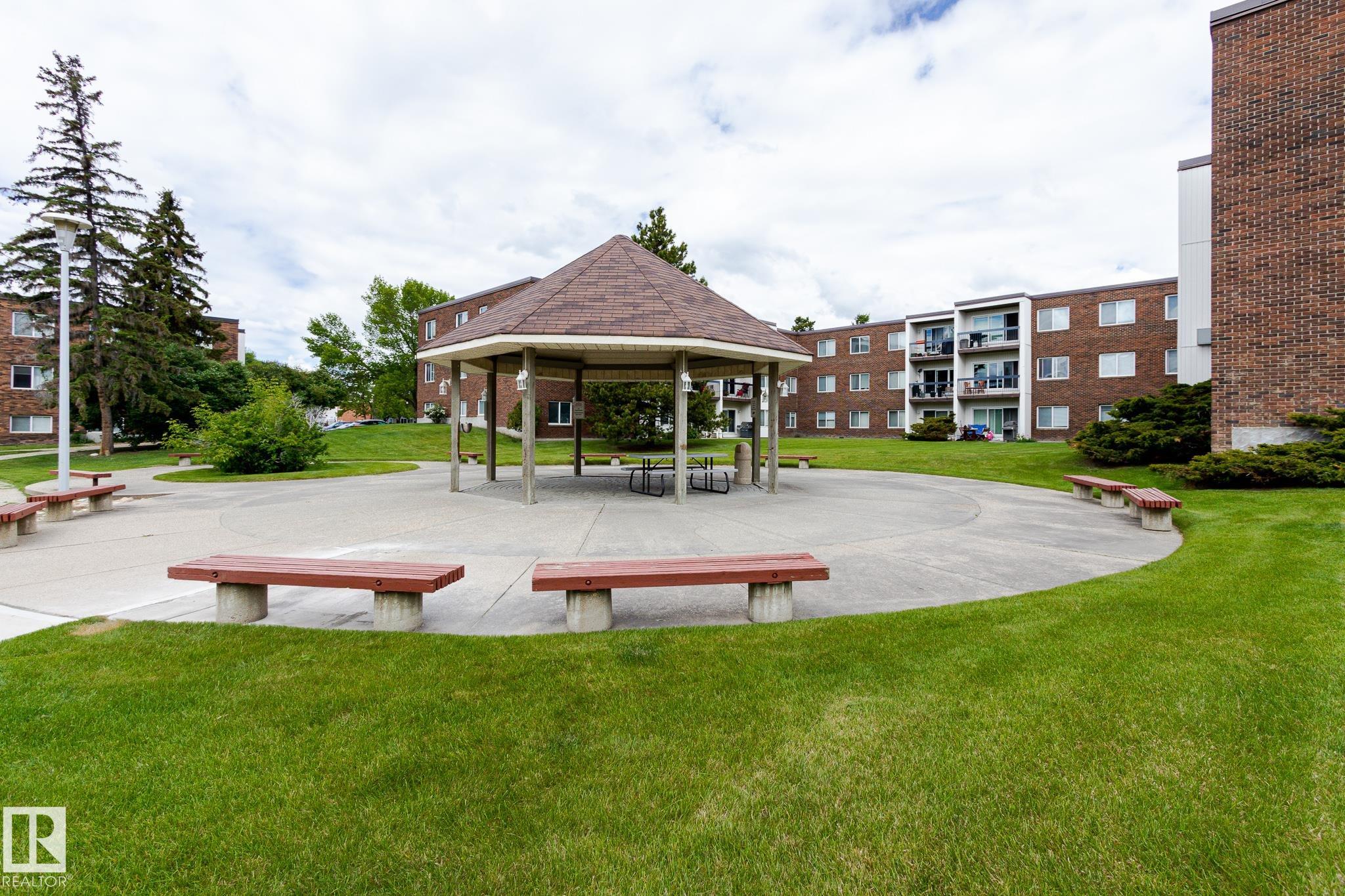 Photo 33 at 302 - 11425 41 Avenue NW, Royal Gardens, Edmonton