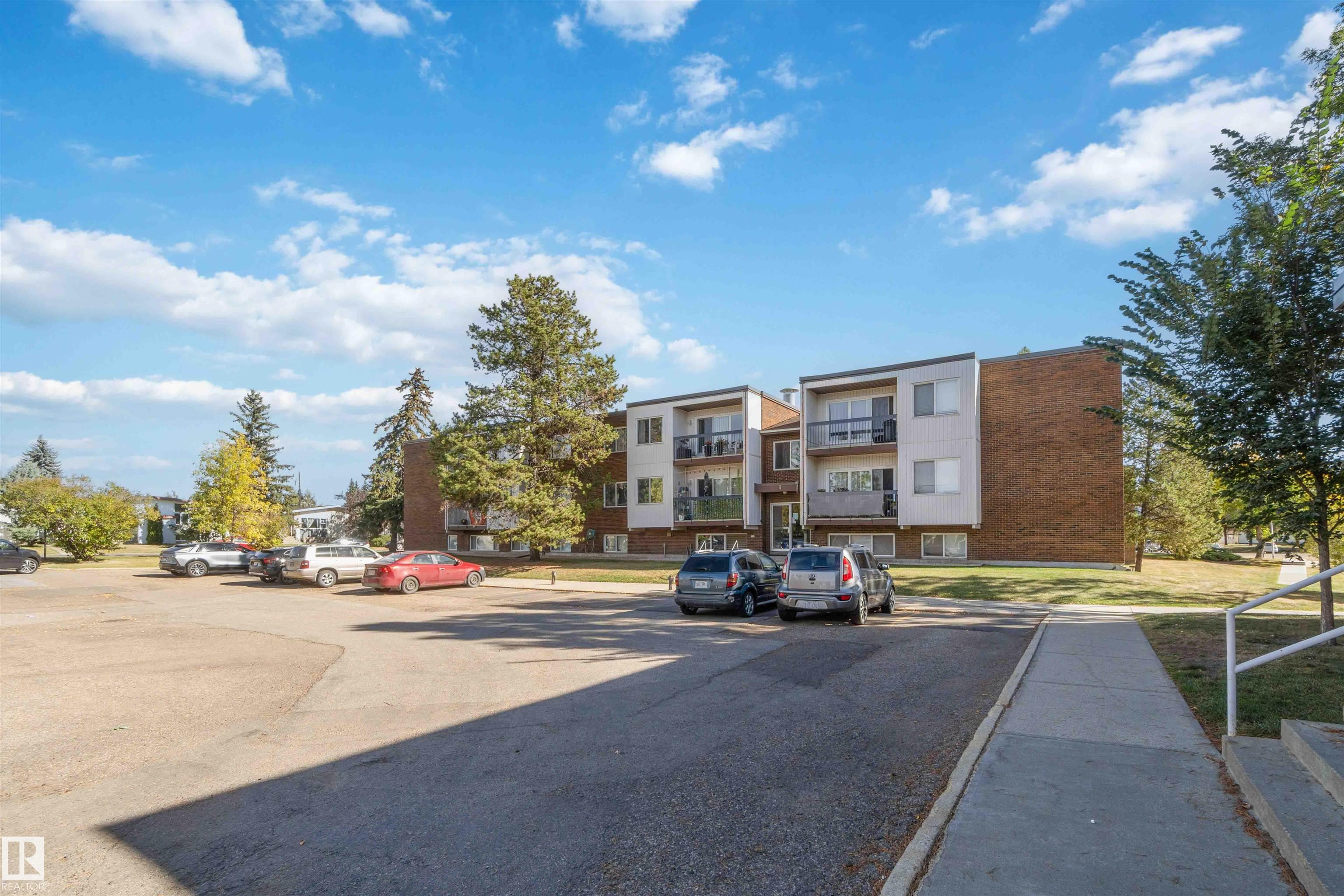Photo 34 at 302 - 11425 41 Avenue NW, Royal Gardens, Edmonton