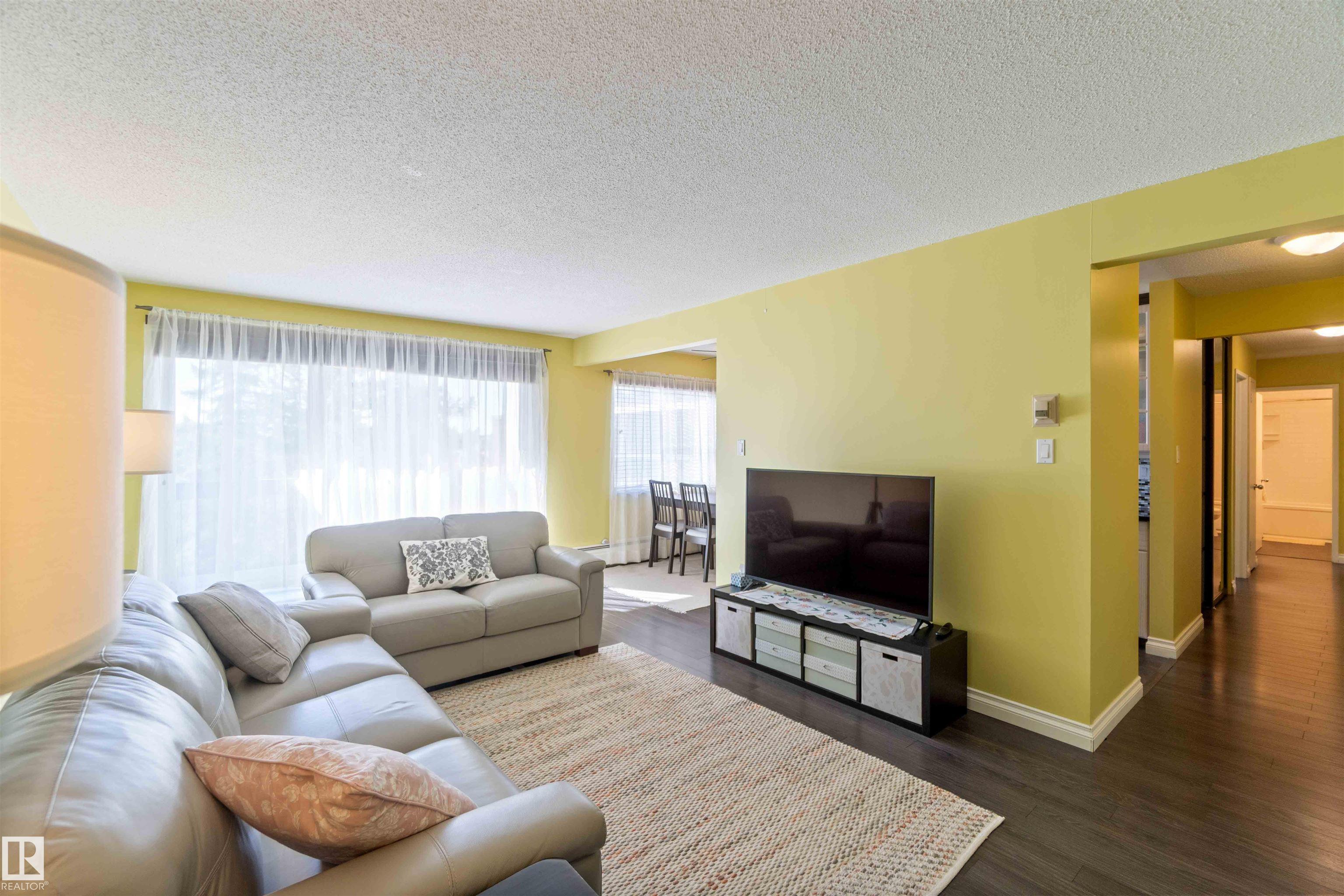 Photo 7 at 302 - 11425 41 Avenue NW, Royal Gardens, Edmonton