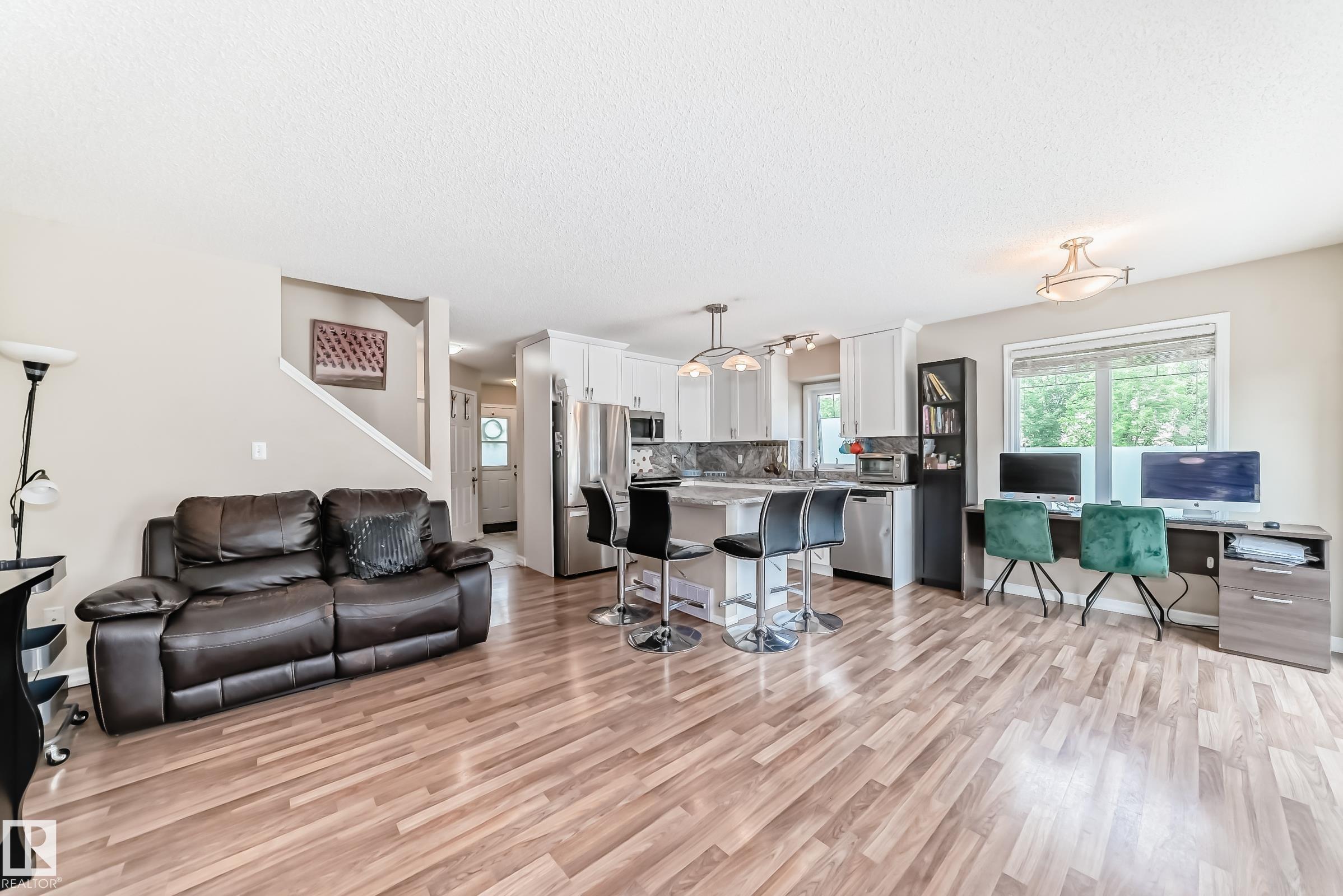 Photo 3 at 46 - 5101 Soleil Boulevard, Place Chaleureuse, Beaumont