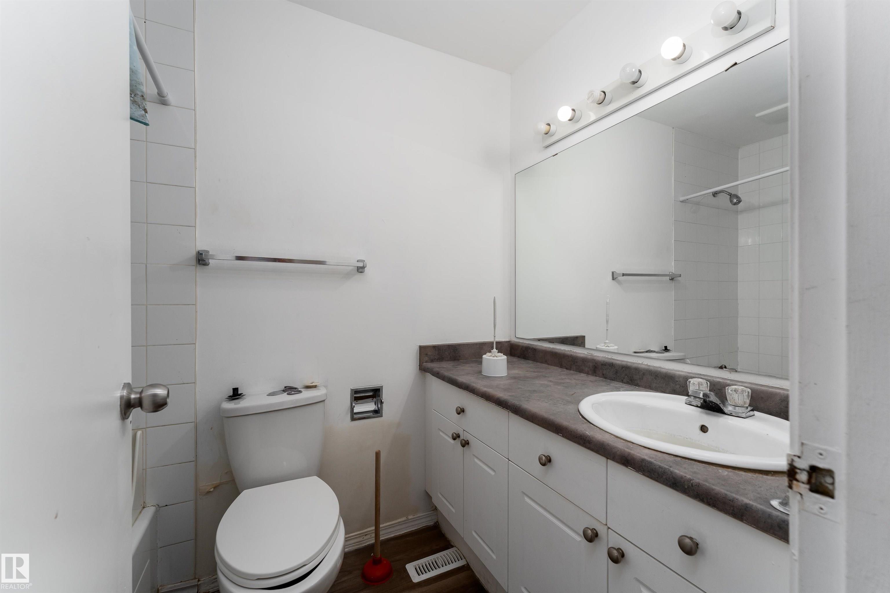 Photo 18 at 174 - 3308 113 Avenue NW, Rundle Heights, Edmonton
