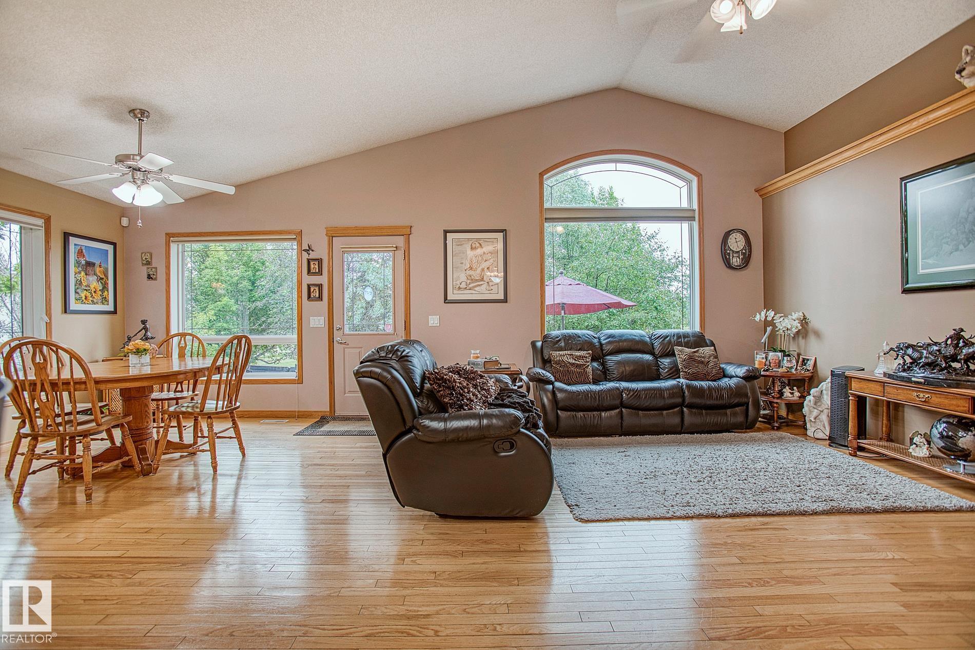 Photo 20 at 16135 72 Street NW, Ozerna, Edmonton