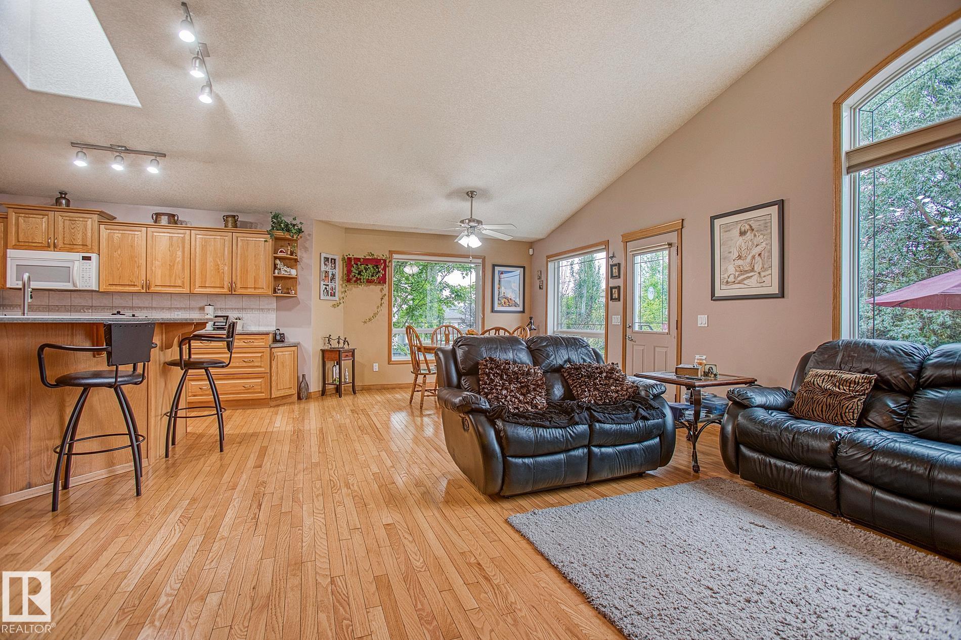 Photo 22 at 16135 72 Street NW, Ozerna, Edmonton