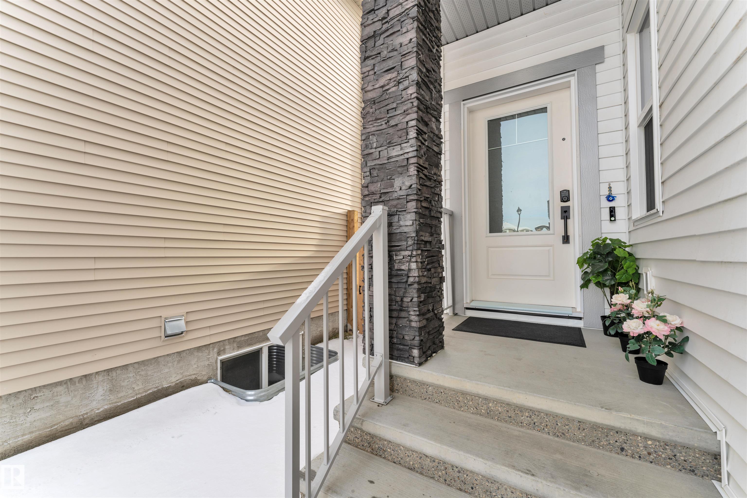 Photo 3 at 5814 Peltier Close, Place Chaleureuse, Beaumont