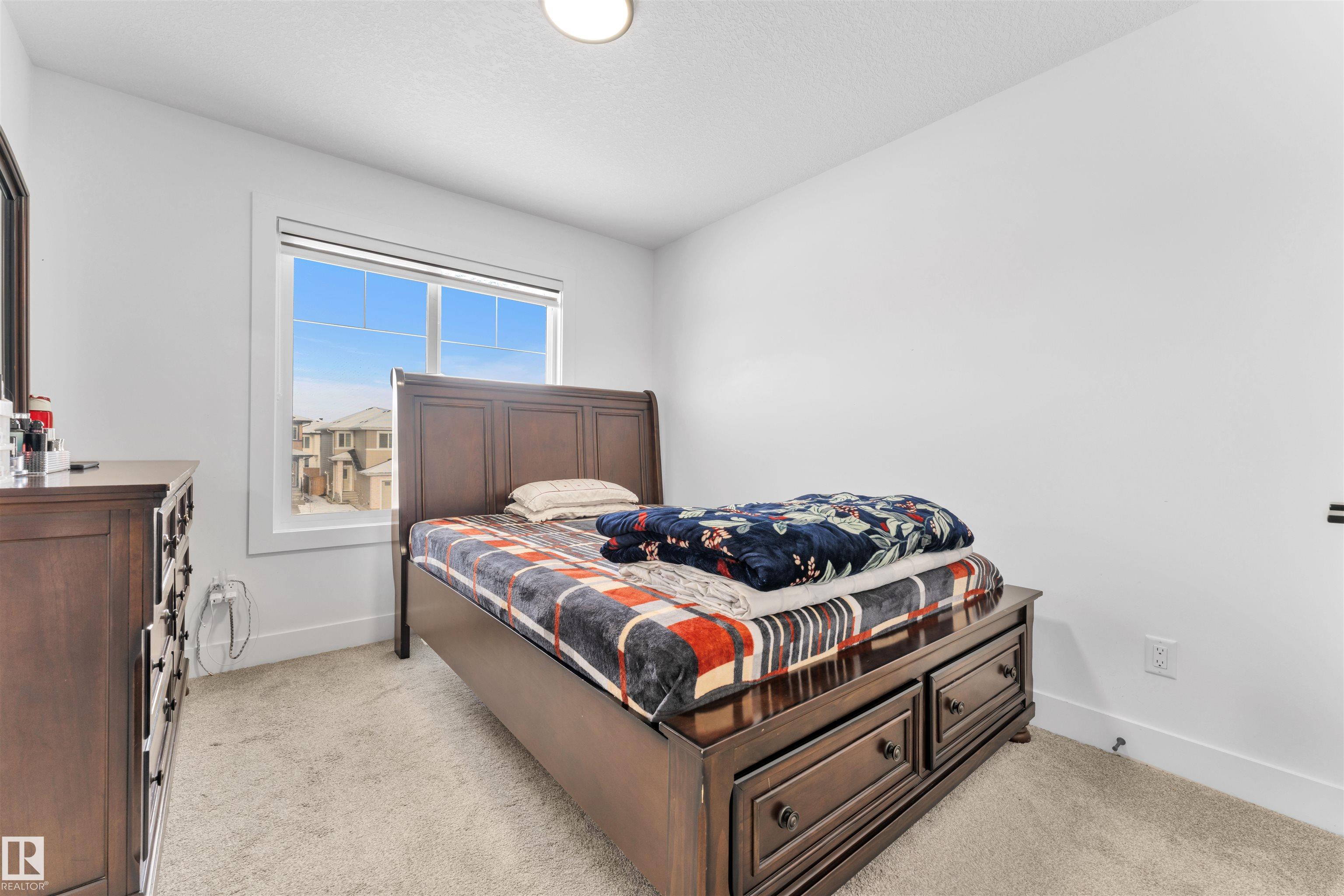 Photo 33 at 5814 Peltier Close, Place Chaleureuse, Beaumont
