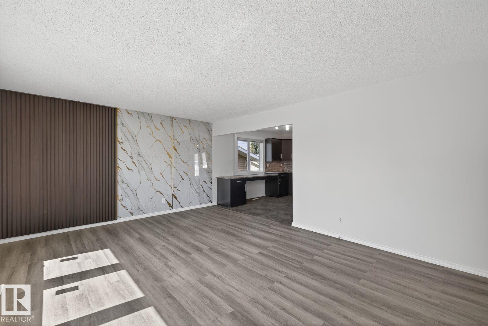 Photo 5 at 4402 42b Avenue, South Park, Leduc