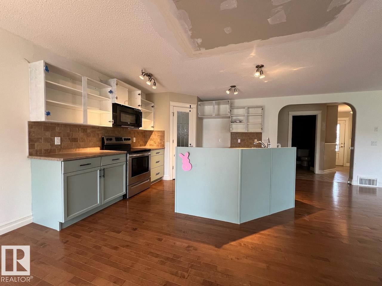 Photo 12 at 1236 Westerra Crescent, Westerra, Stony Plain