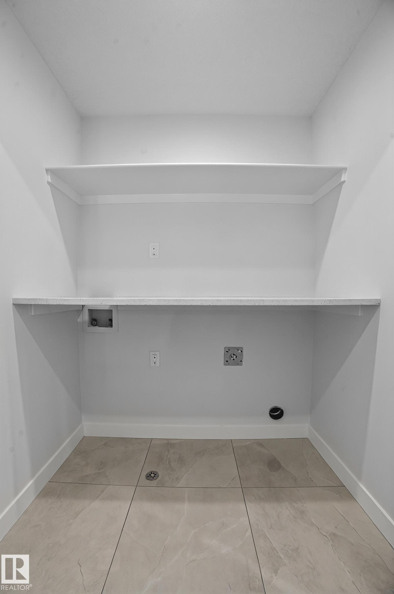 Photo 18 at 142 Larch Crescent, Woodbend, Leduc