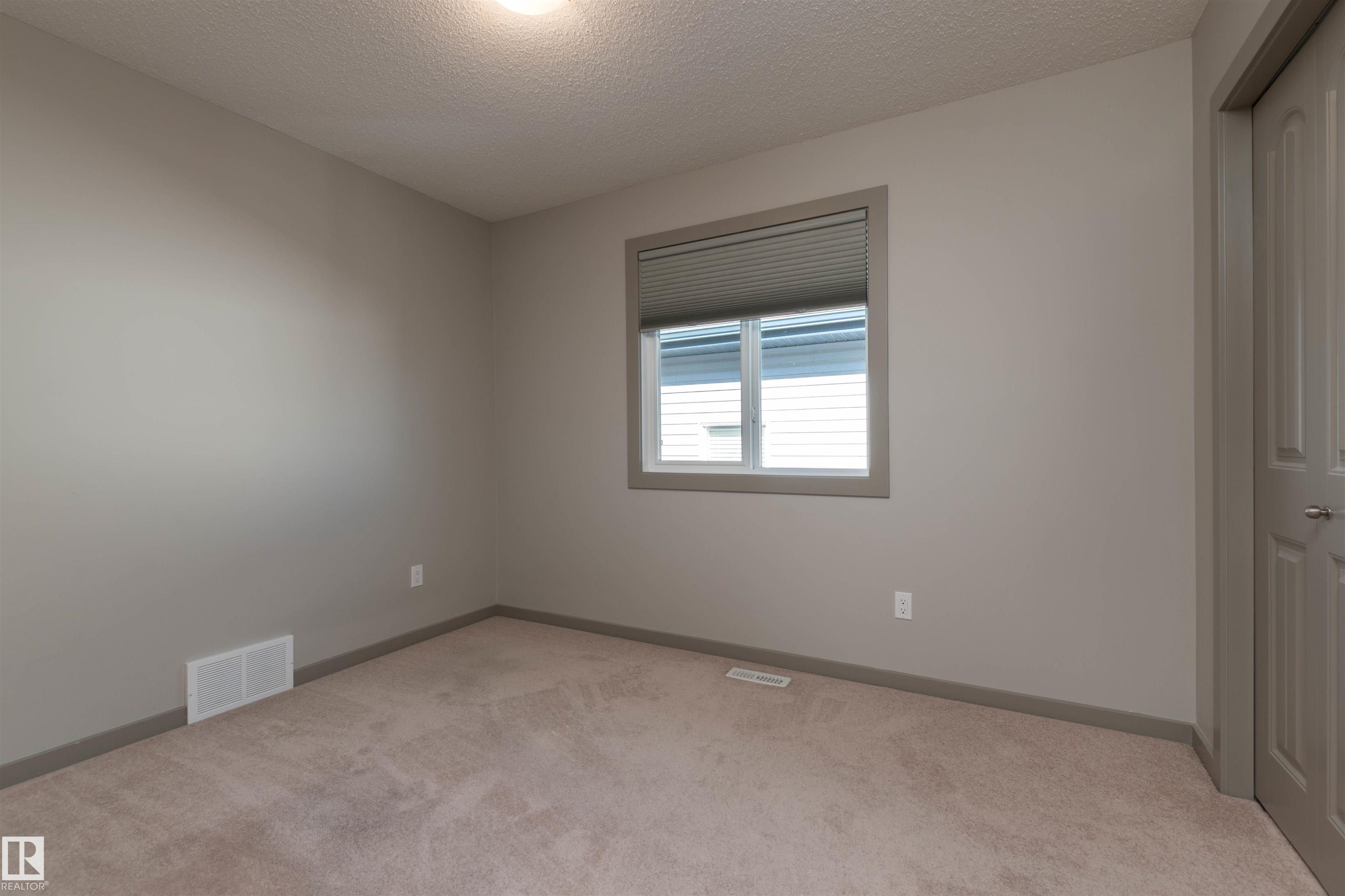 Photo 22 at 9 Dickens Street, South Pointe, Fort Saskatchewan