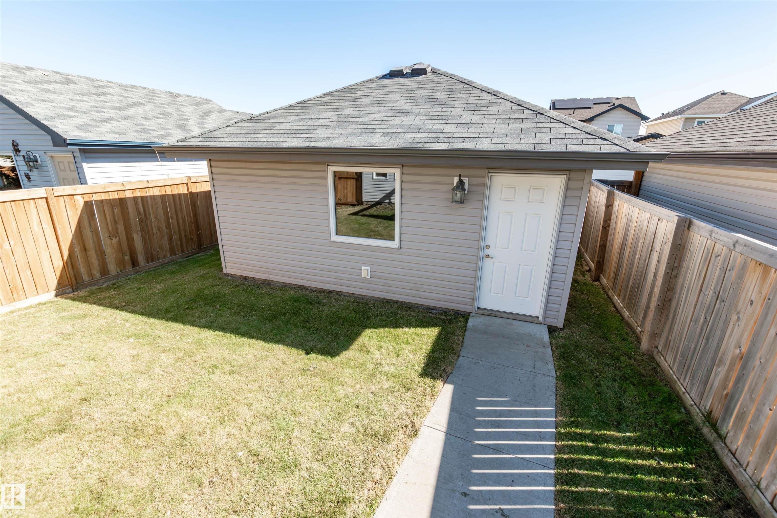 Photo 32 at 9 Dickens Street, South Pointe, Fort Saskatchewan