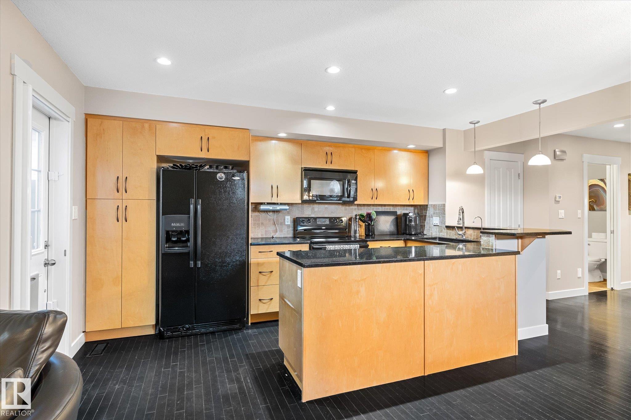 Photo 18 at 28 Hartwick Mews, Harvest Ridge, Spruce Grove