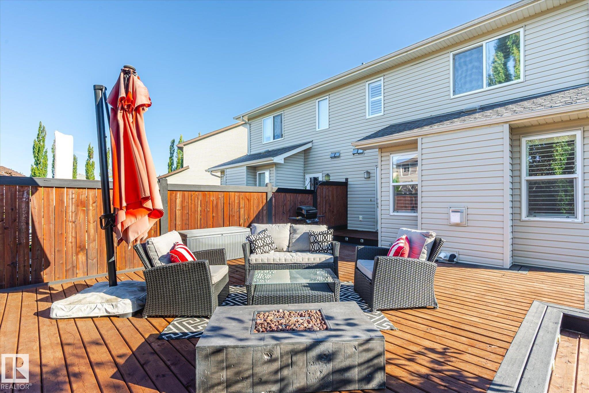 Photo 3 at 28 Hartwick Mews, Harvest Ridge, Spruce Grove