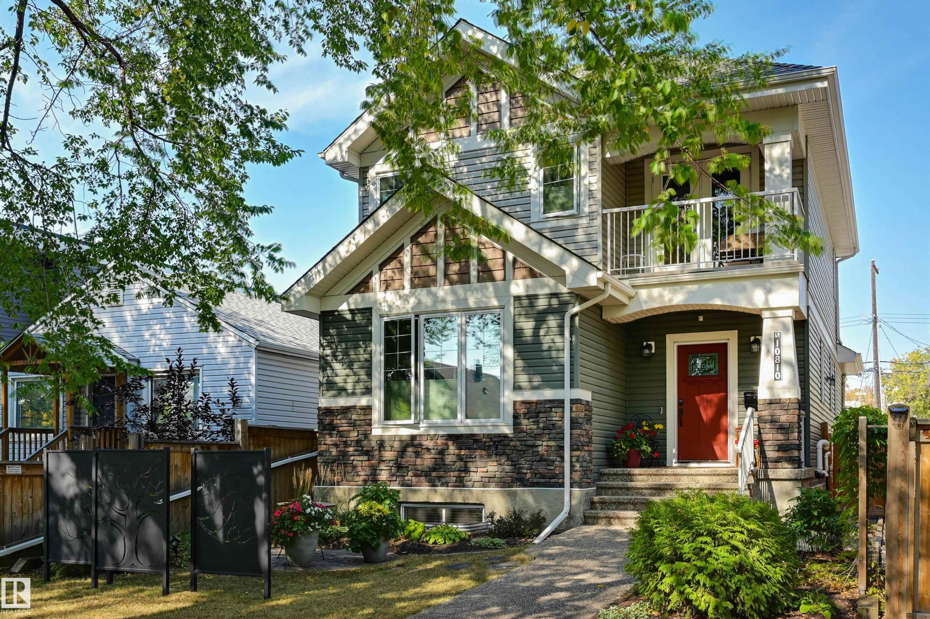 10810 74 Avenue NW, Queen Alexandra, Edmonton 
