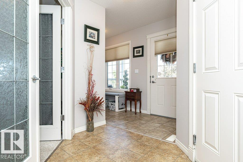 Photo 12 at 79 - 8602 Southfort Drive, South Fort, Fort Saskatchewan