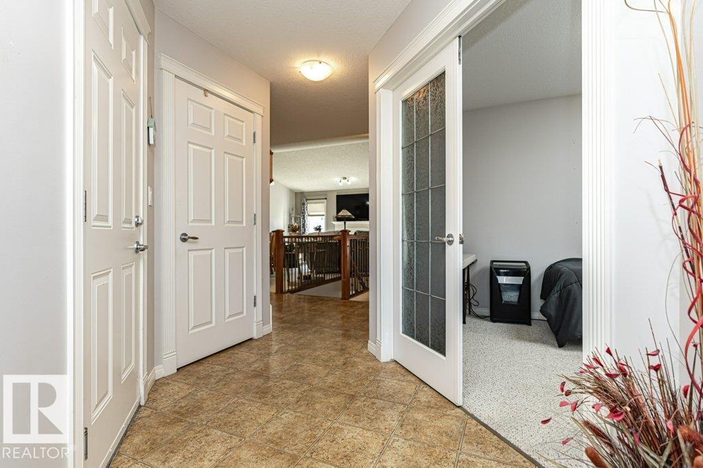 Photo 13 at 79 - 8602 Southfort Drive, South Fort, Fort Saskatchewan