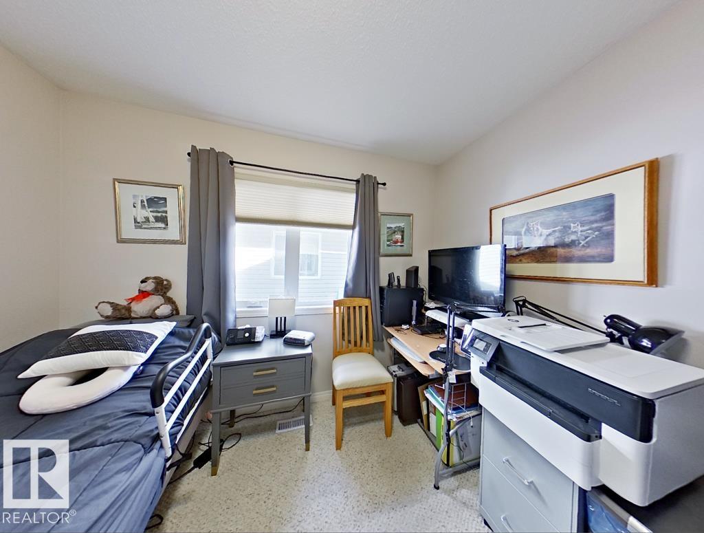 Photo 14 at 79 - 8602 Southfort Drive, South Fort, Fort Saskatchewan