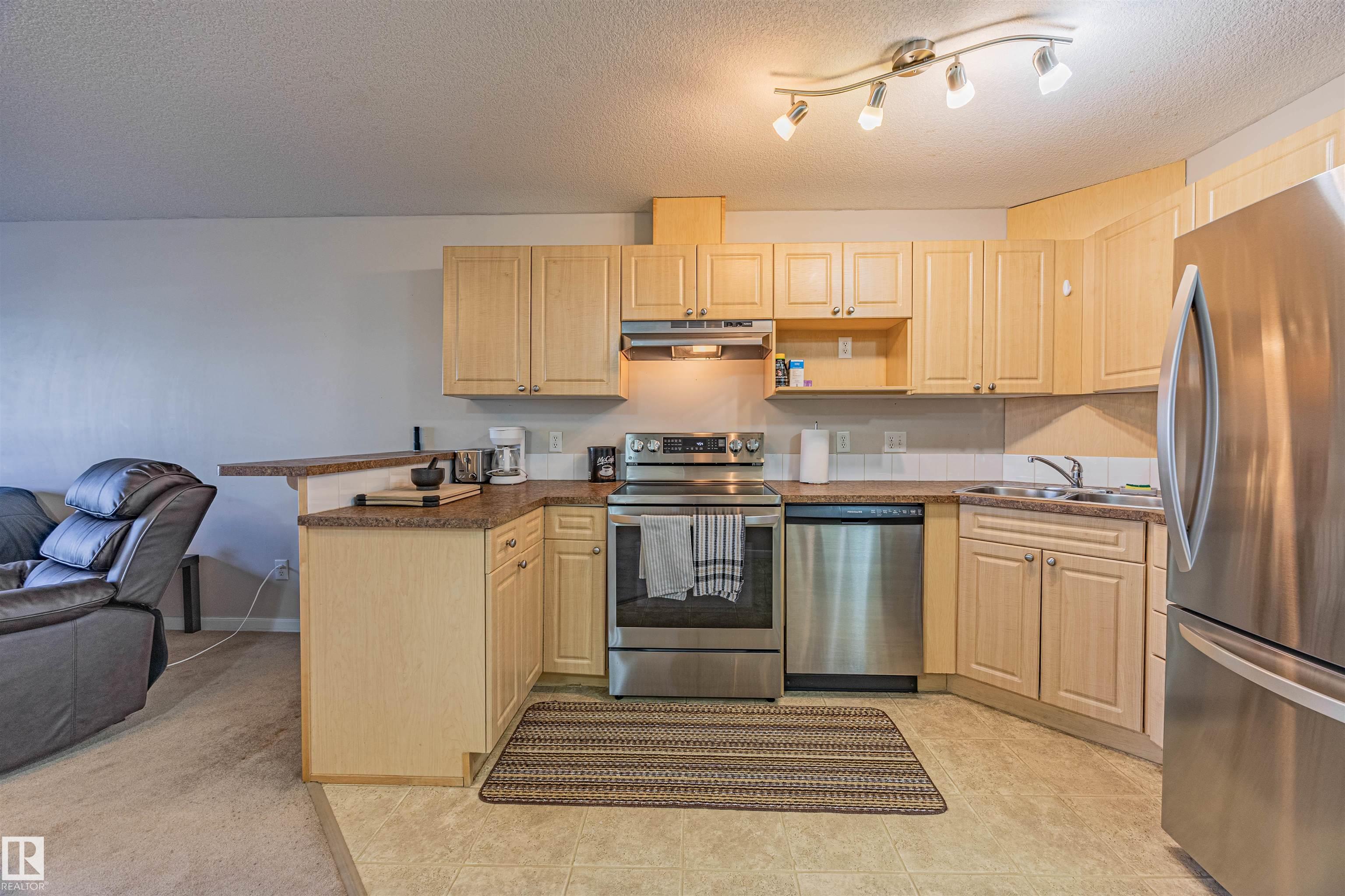 Photo 4 at 208 - 240 Spruce Ridge Road, Spruce Ridge, Spruce Grove