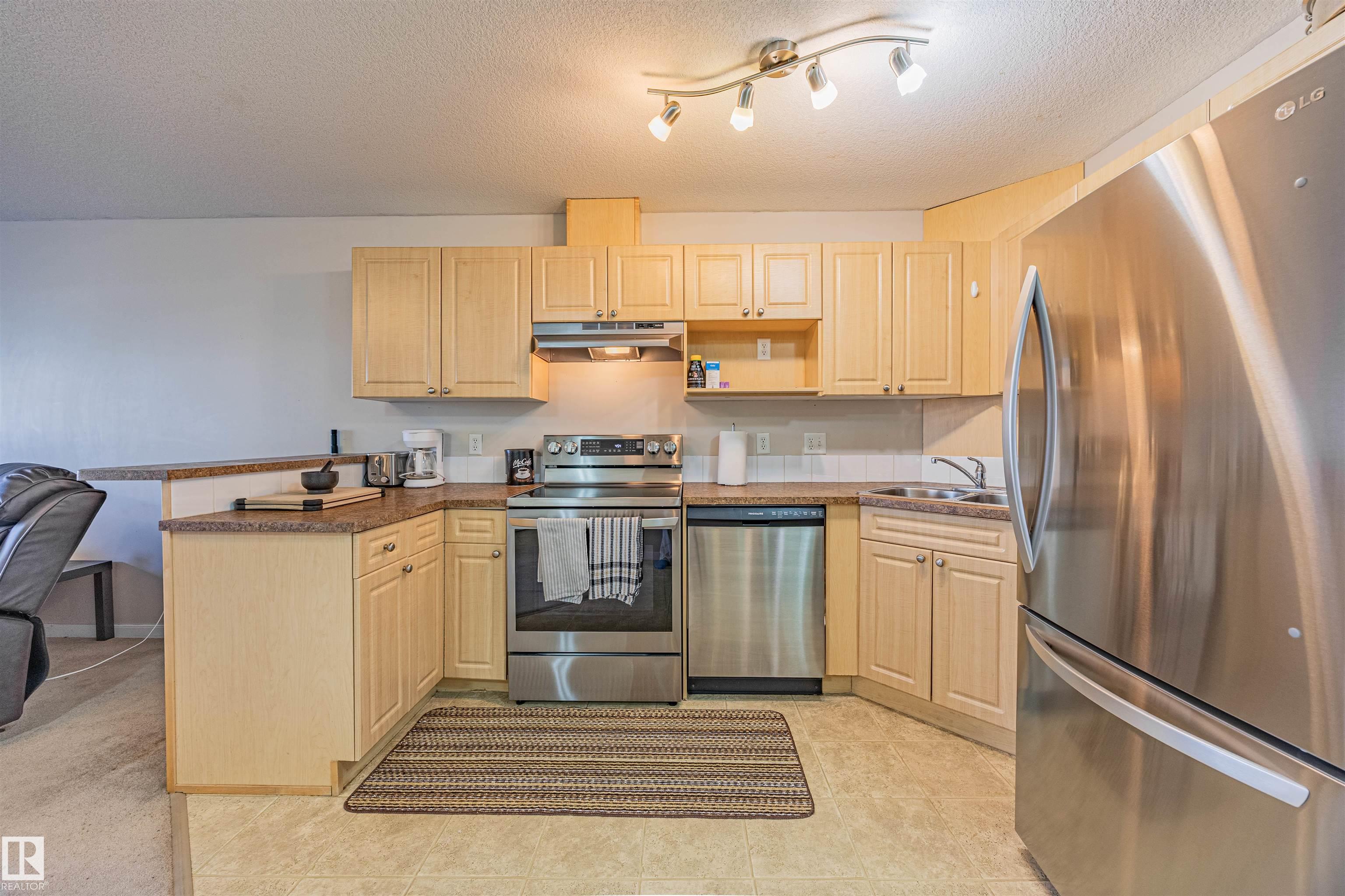 Photo 8 at 208 - 240 Spruce Ridge Road, Spruce Ridge, Spruce Grove
