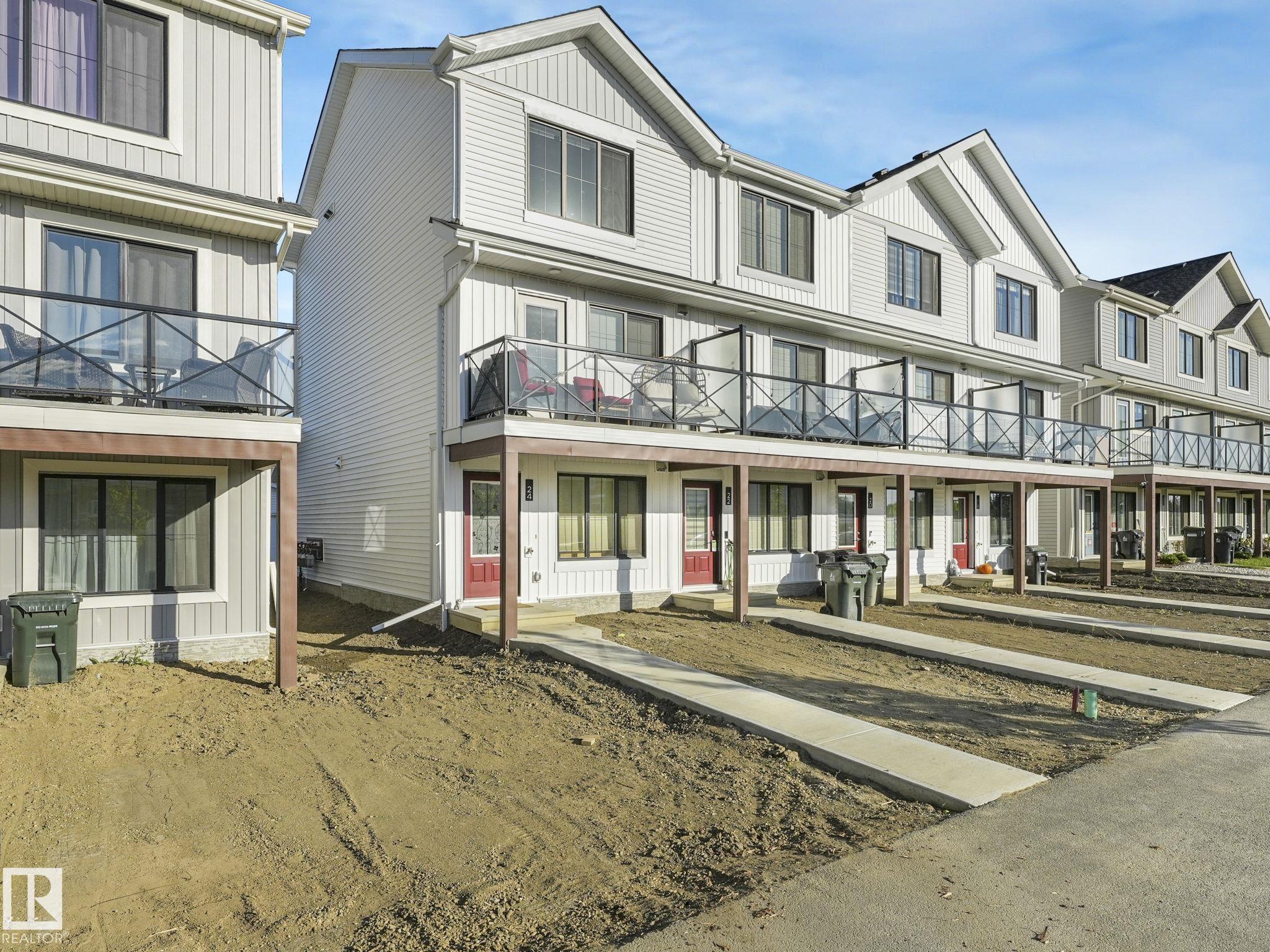 Photo 2 at 24 Eastwood Drive, Easton, Spruce Grove