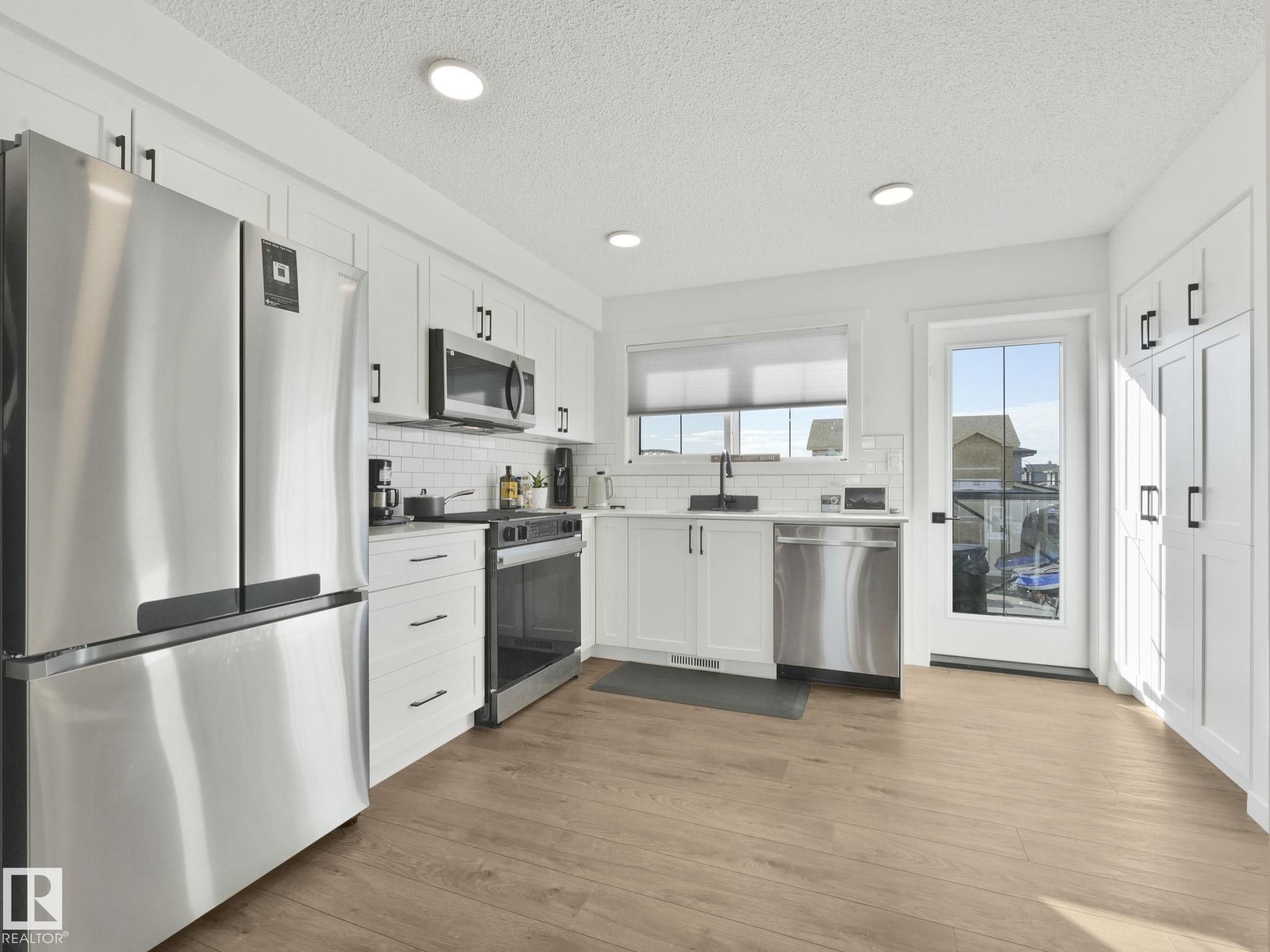 Photo 15 at 24 Eastwood Drive, Easton, Spruce Grove