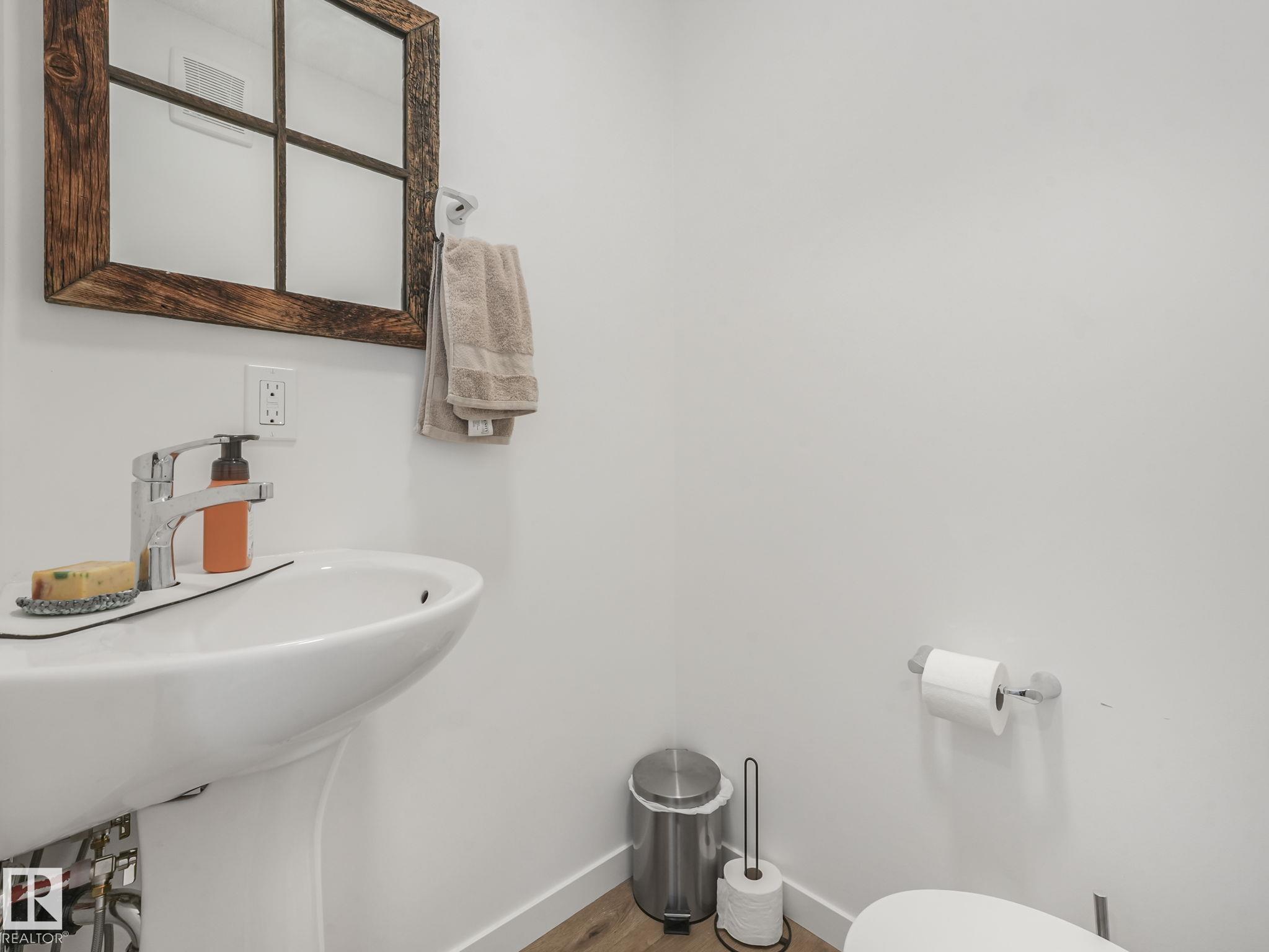 Photo 9 at 24 Eastwood Drive, Easton, Spruce Grove