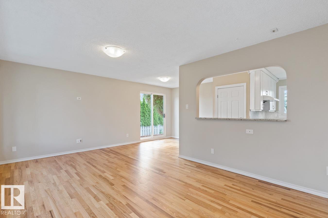 Photo 13 at 13908 57 Street NW, York, Edmonton