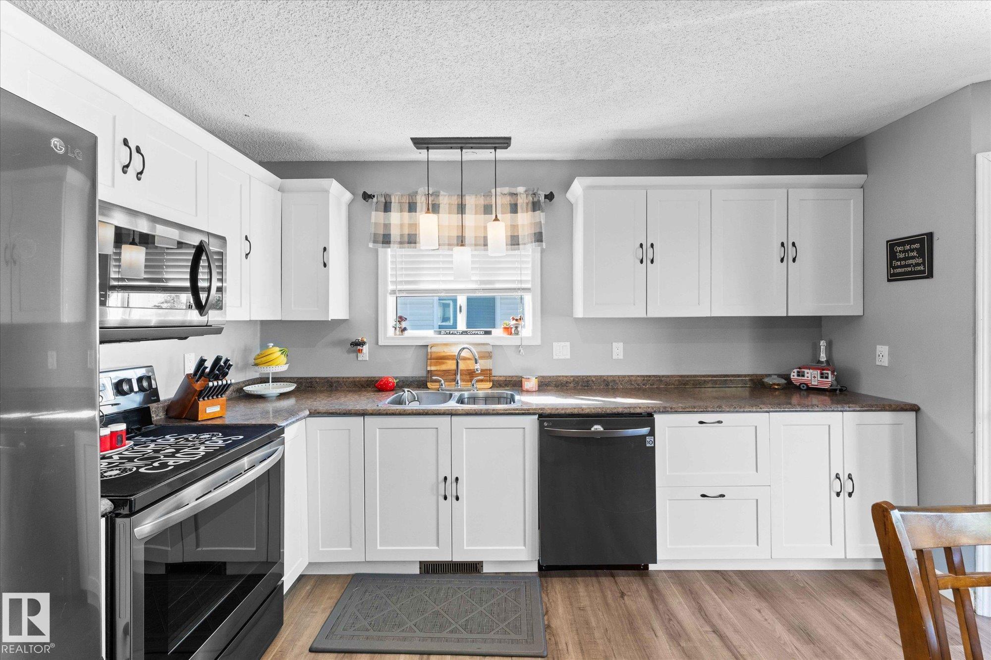 Photo 8 at 135 St. Andrews Drive, St. Andrews, Stony Plain