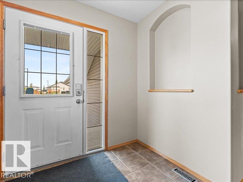 Picture for 121 CASTLE DR NW