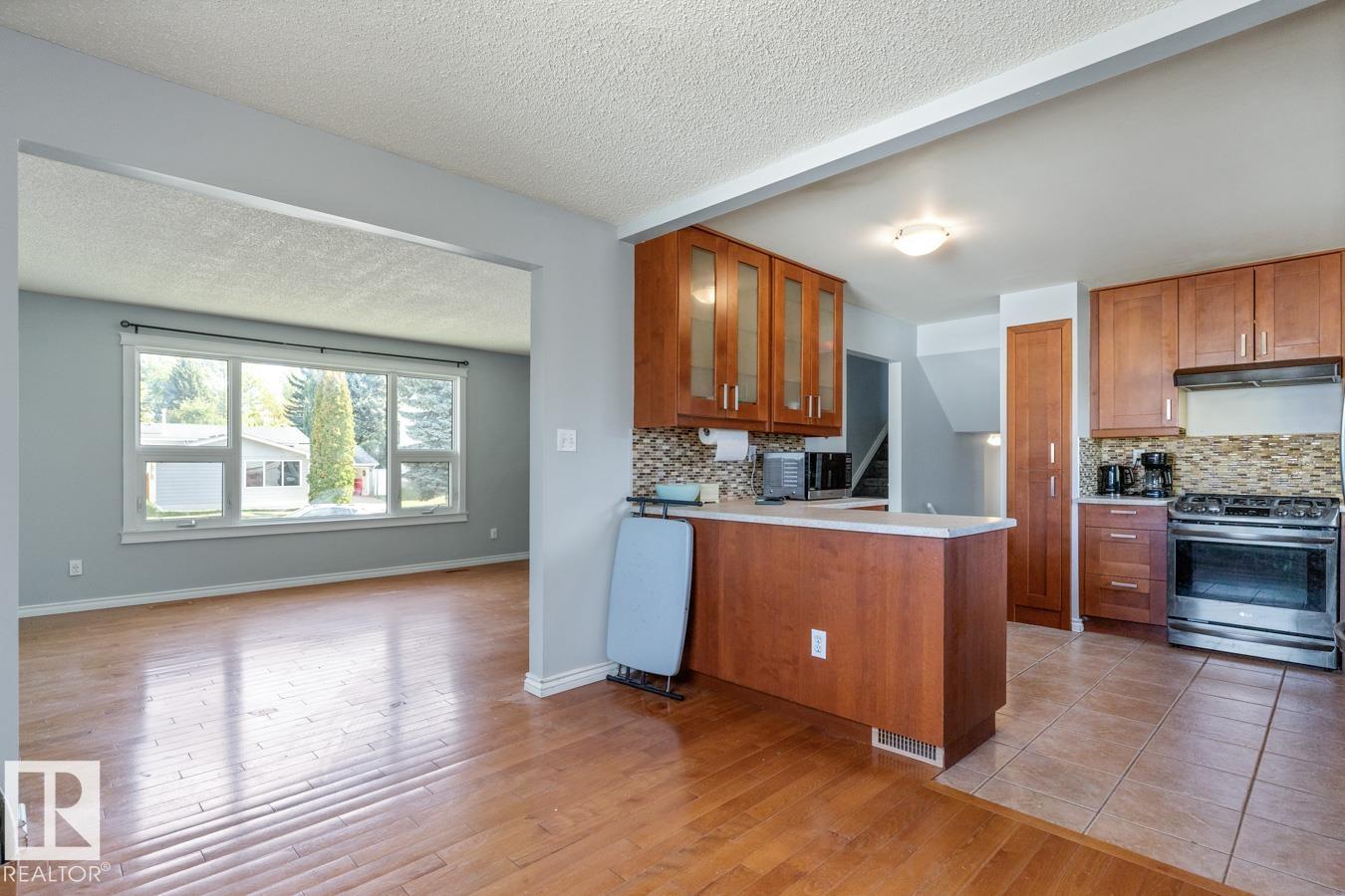 Photo 16 at 121 Georgian Way, Glen Allan, Sherwood Park