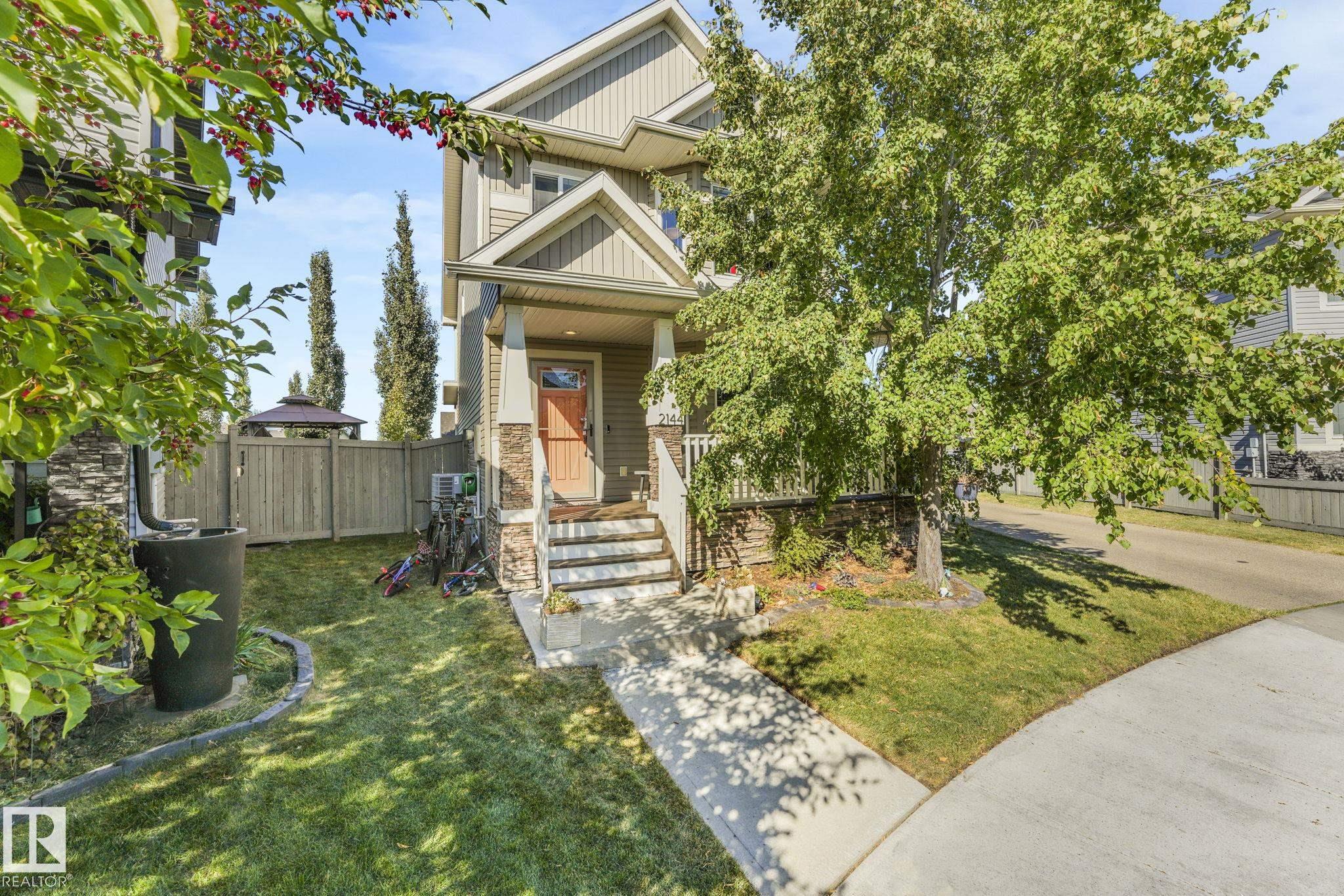 2144 30 Street NW, Laurel, Edmonton 